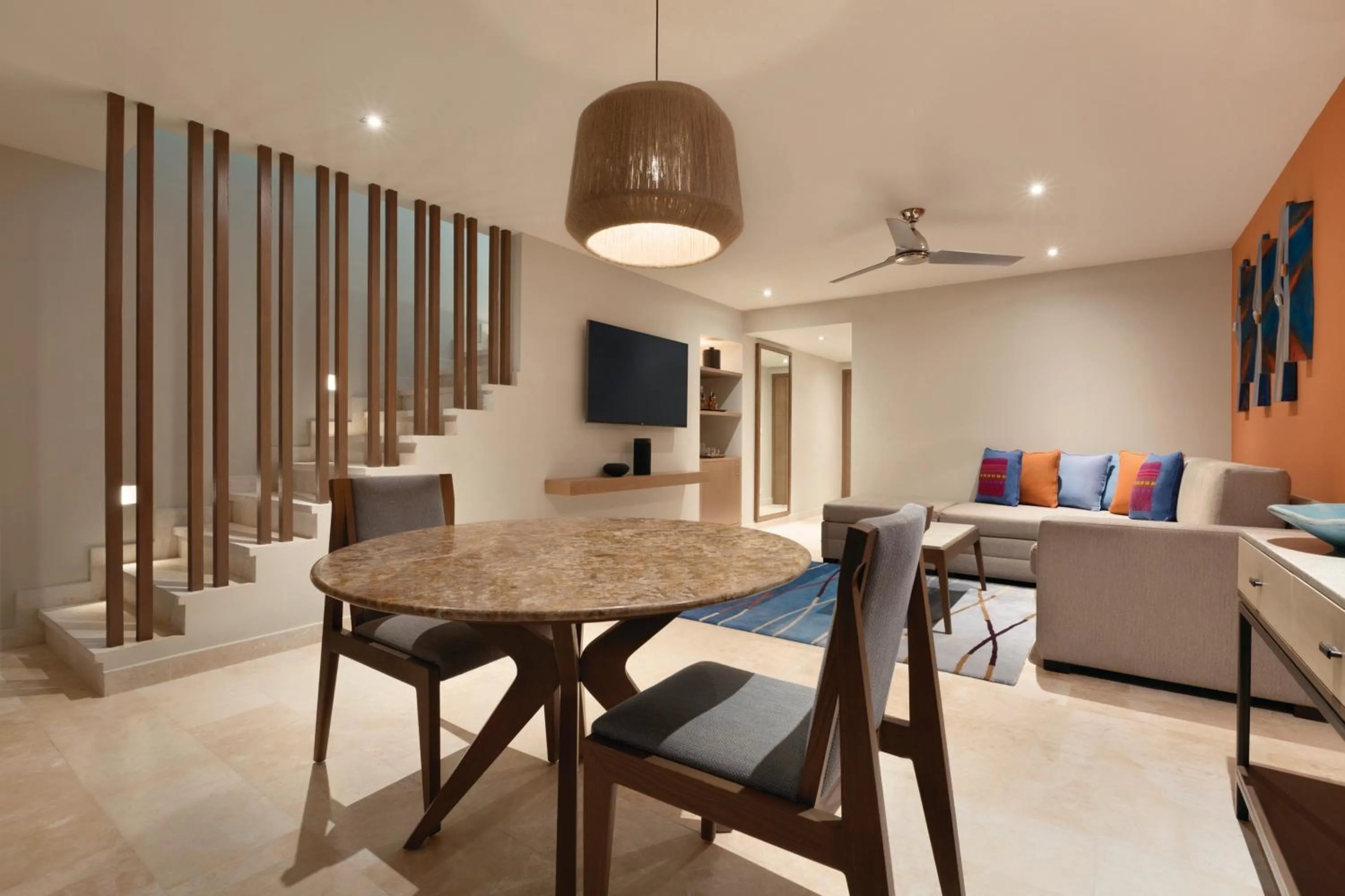 TV and multimedia in Hyatt Ziva Cancun All-Inclusive