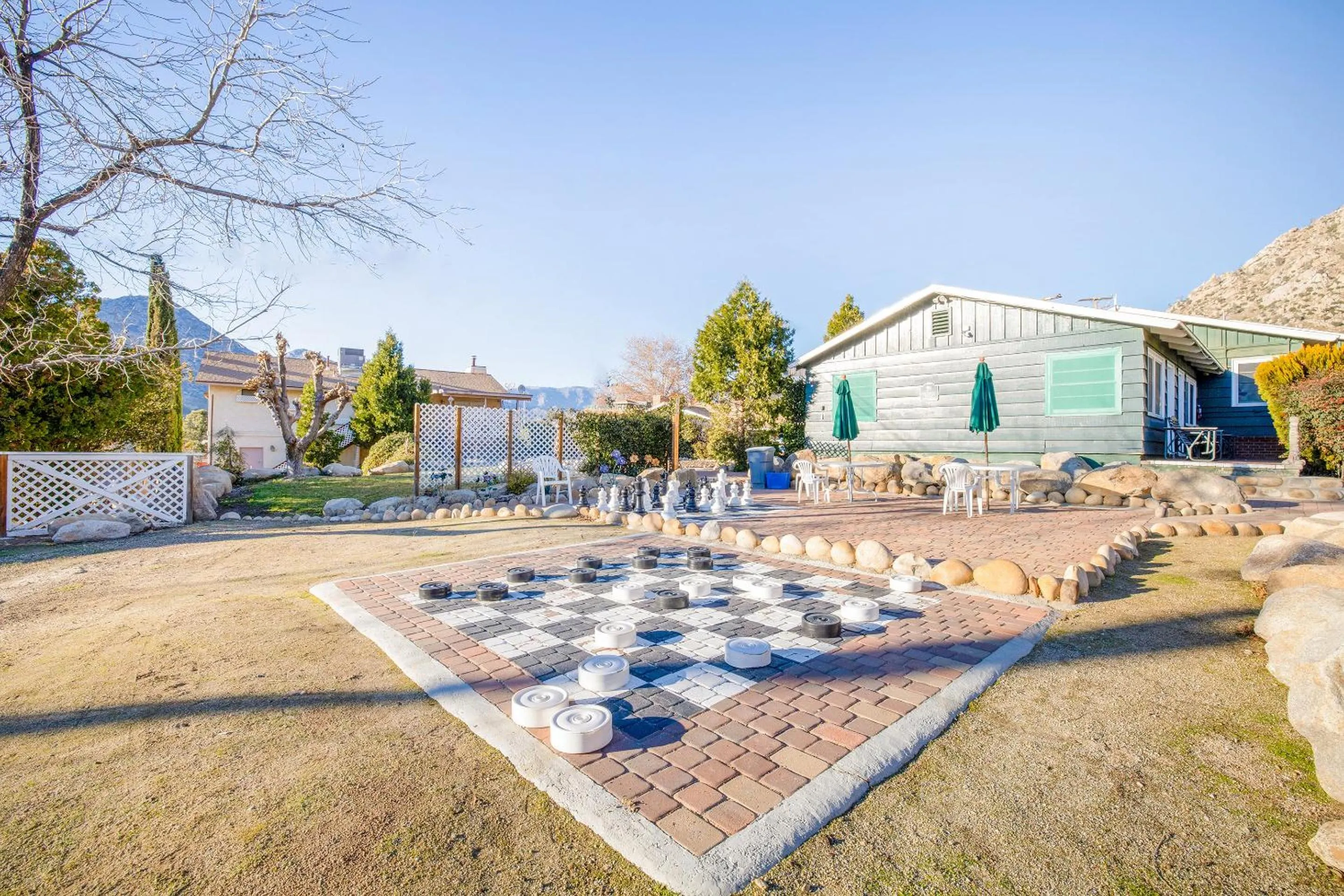 Patio in The Kern Lodge