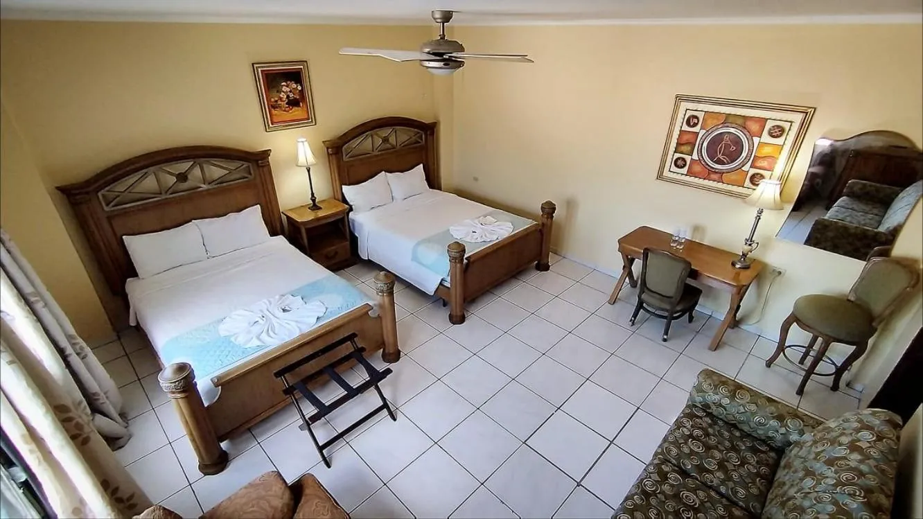Hotel Carnaval