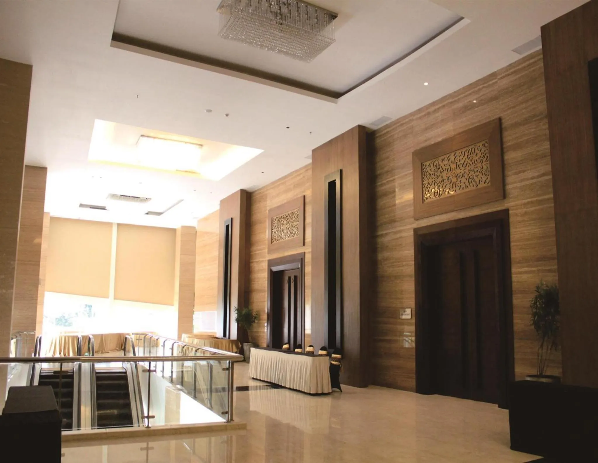 Area and facilities in Grand Mercure Solo Baru