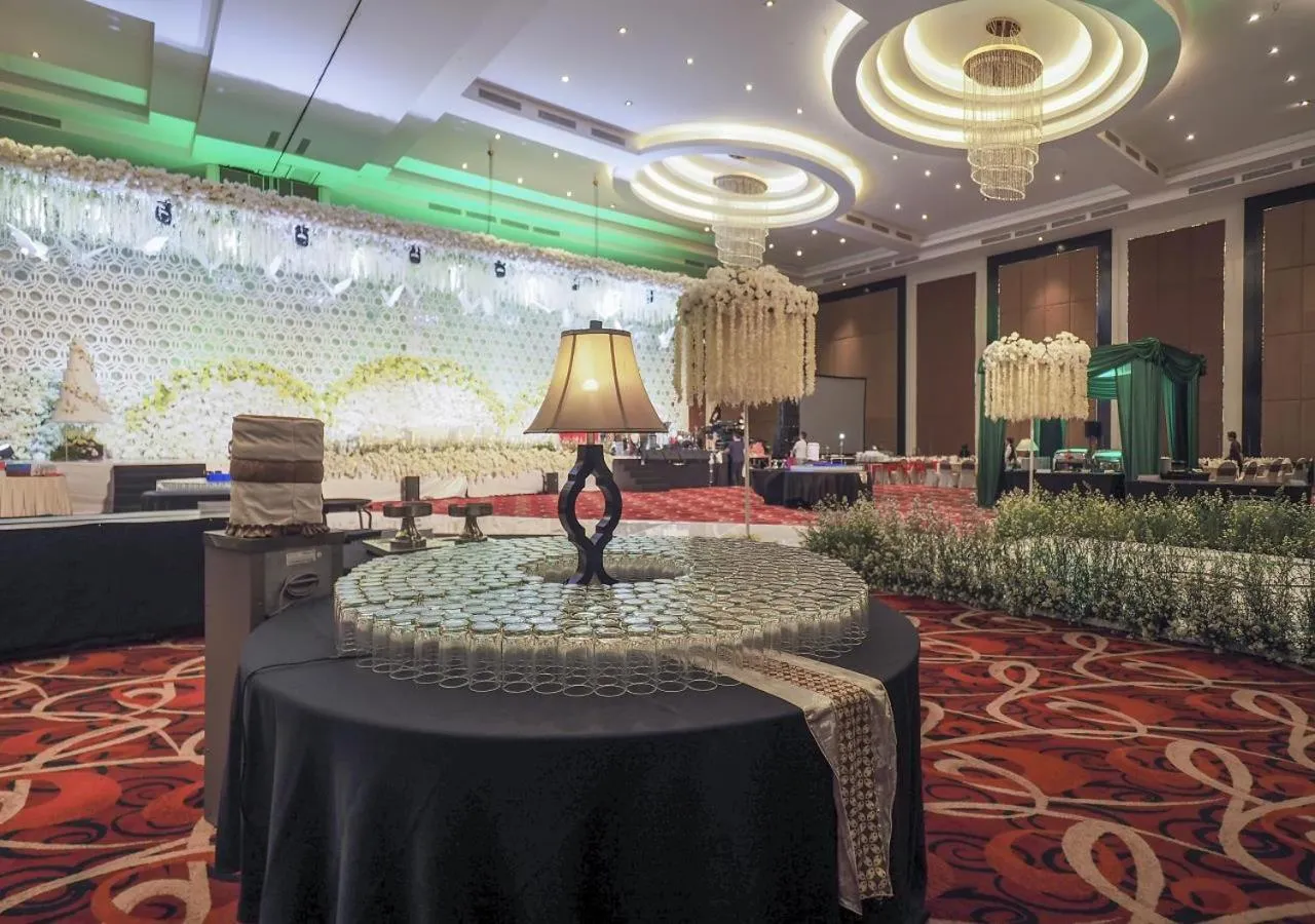 Meeting/conference room in Grand Mercure Solo Baru