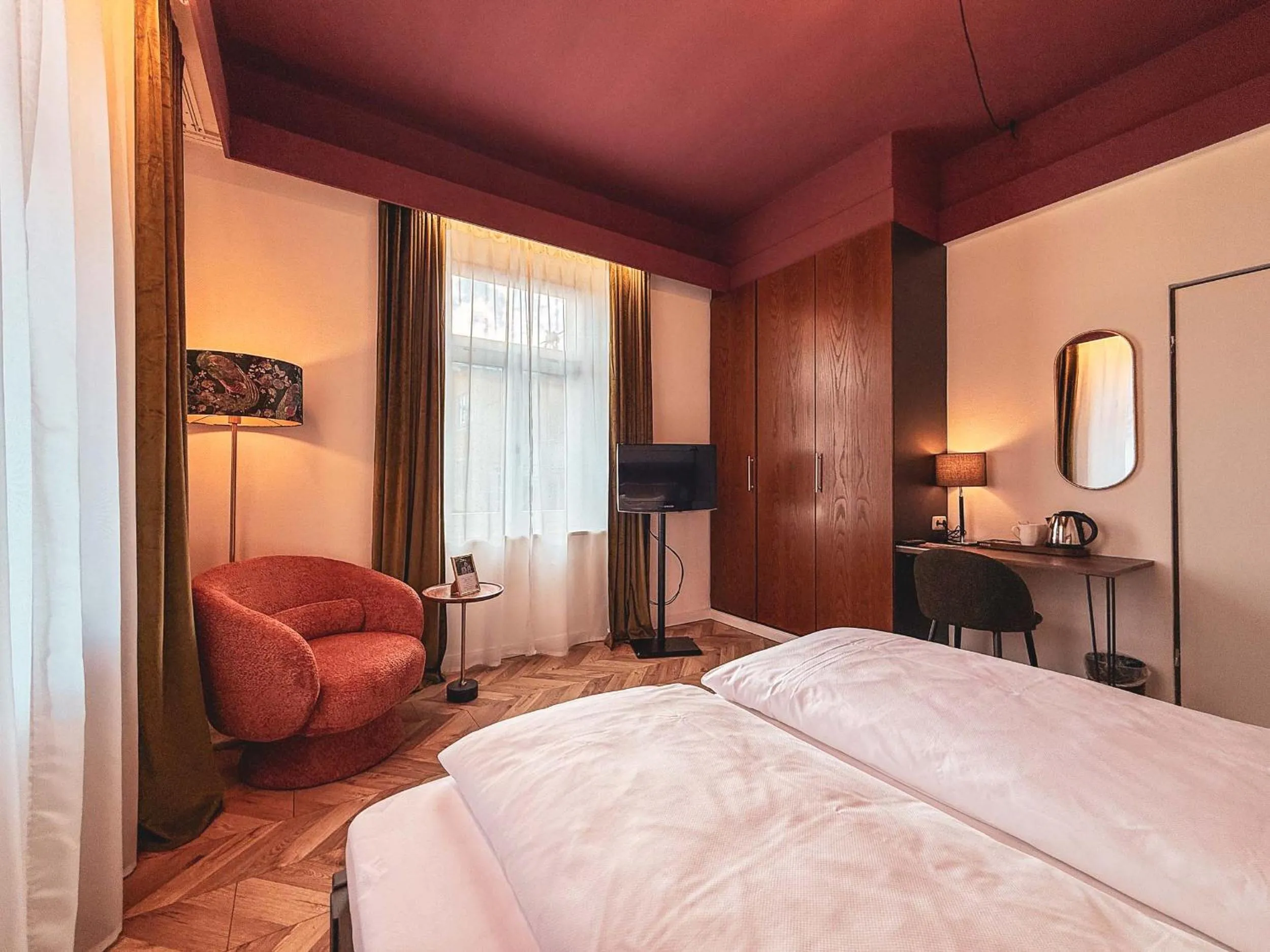 Bed in Villa Dora Petit Hôtel