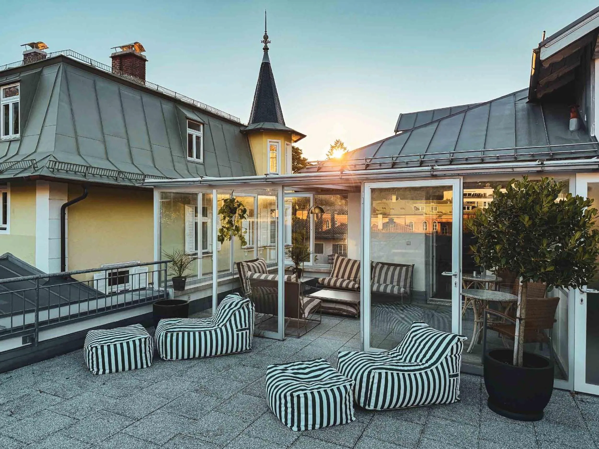 Summer in Villa Dora Petit Hôtel