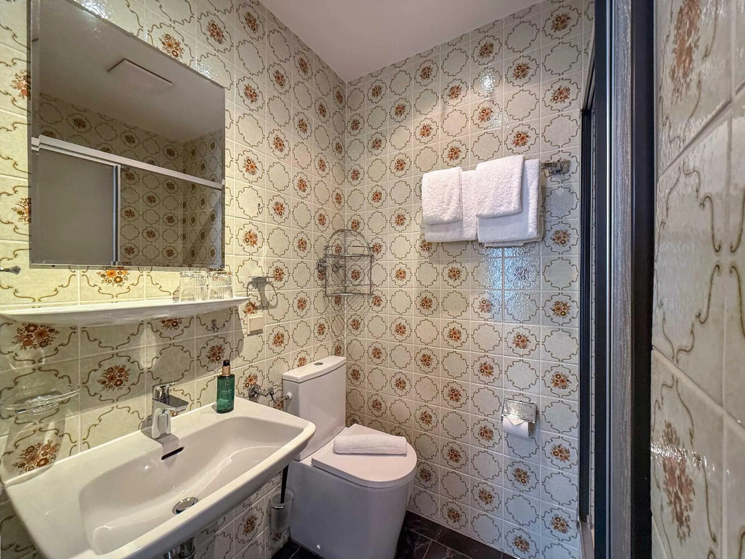 Shower in Villa Dora Petit Hôtel
