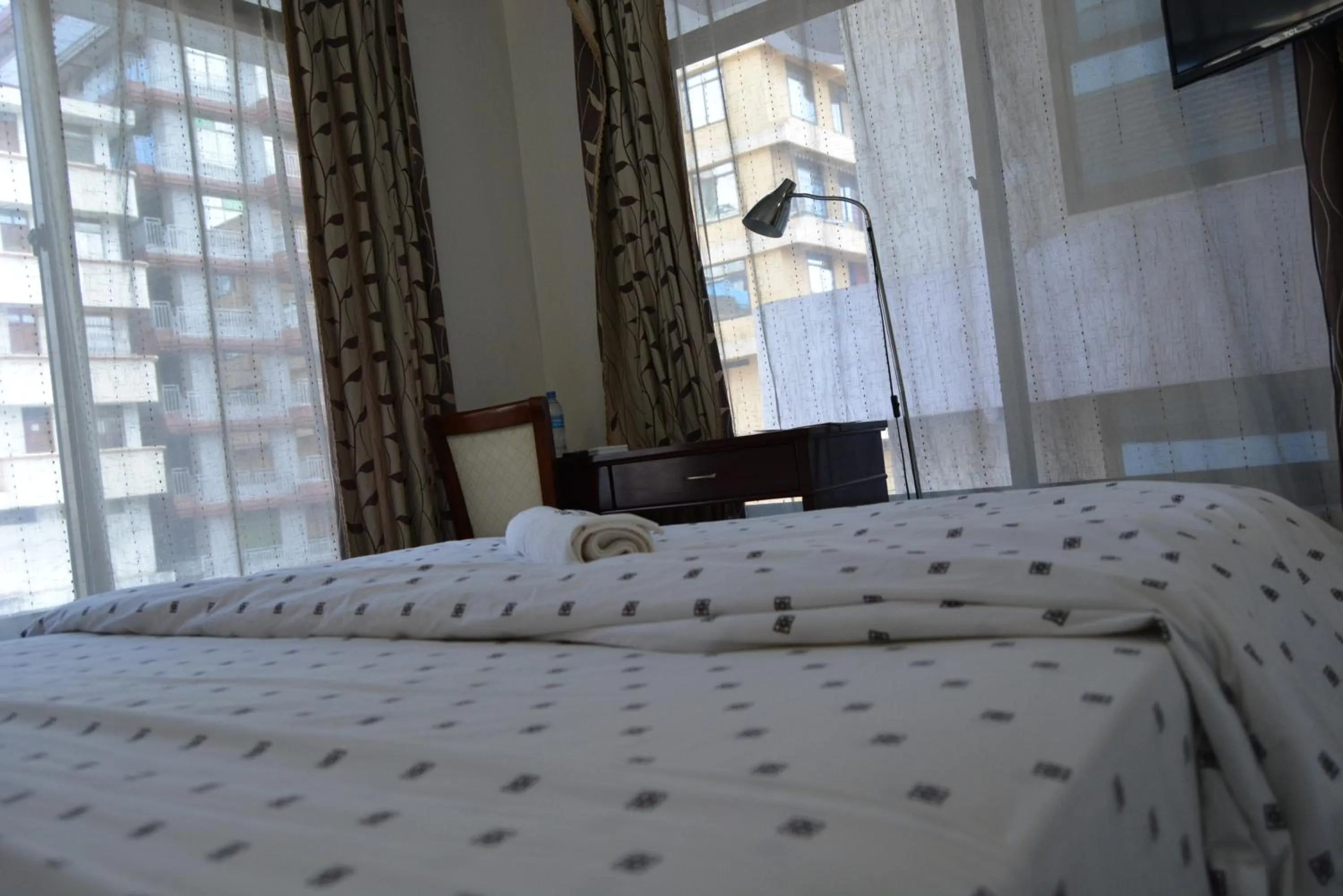 Bed in Florida Executive Inn