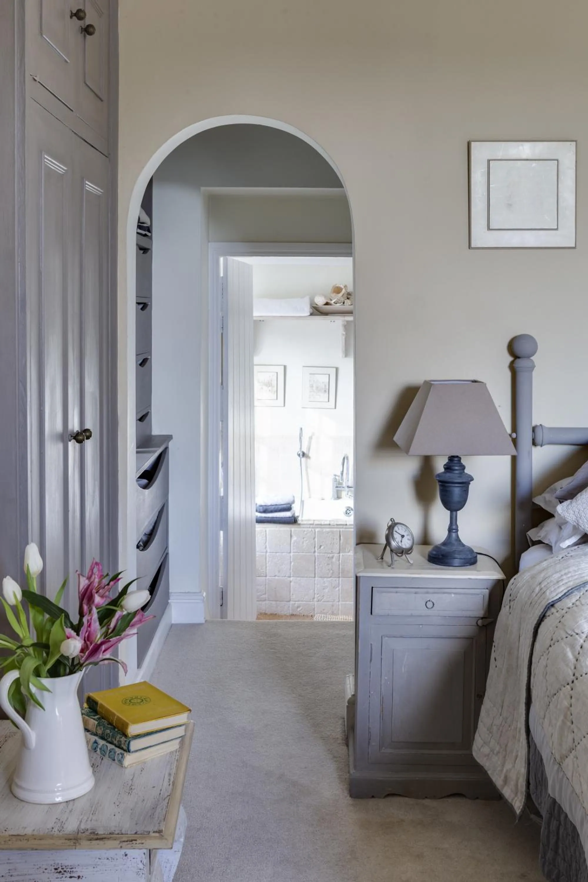 Decorative detail, Bed in Roundhill Farmhouse