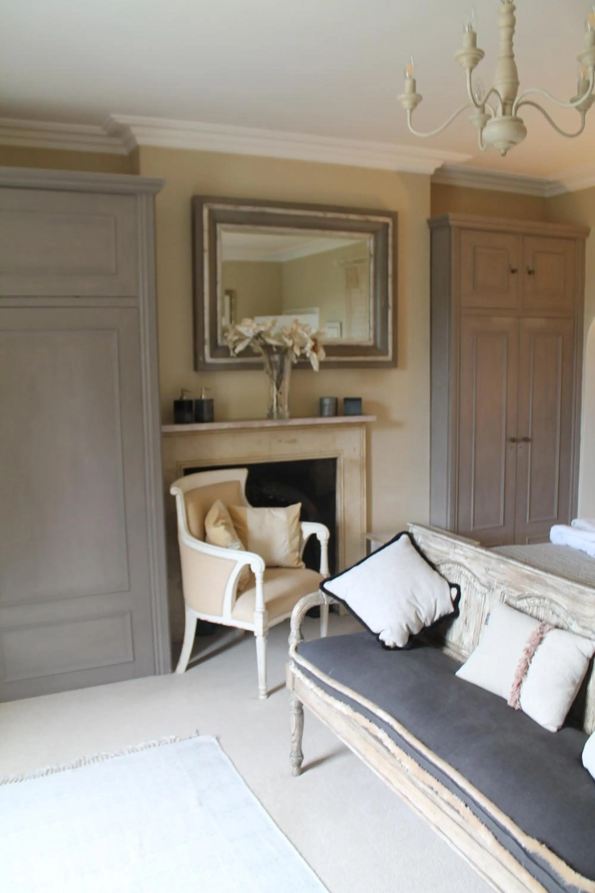 Roundhill Farmhouse