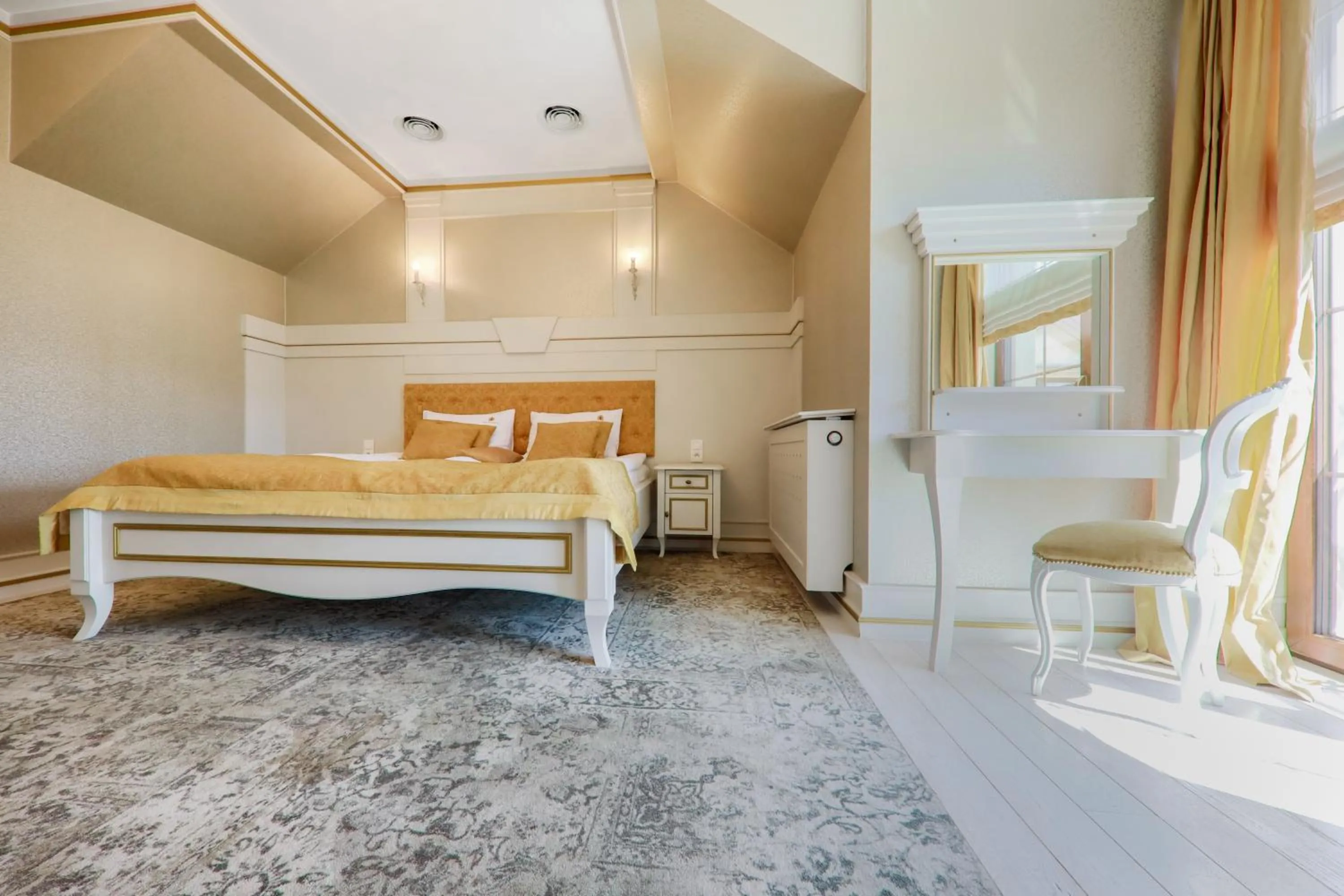 Bed in Pałac w Konarach Resort SPA & Conference