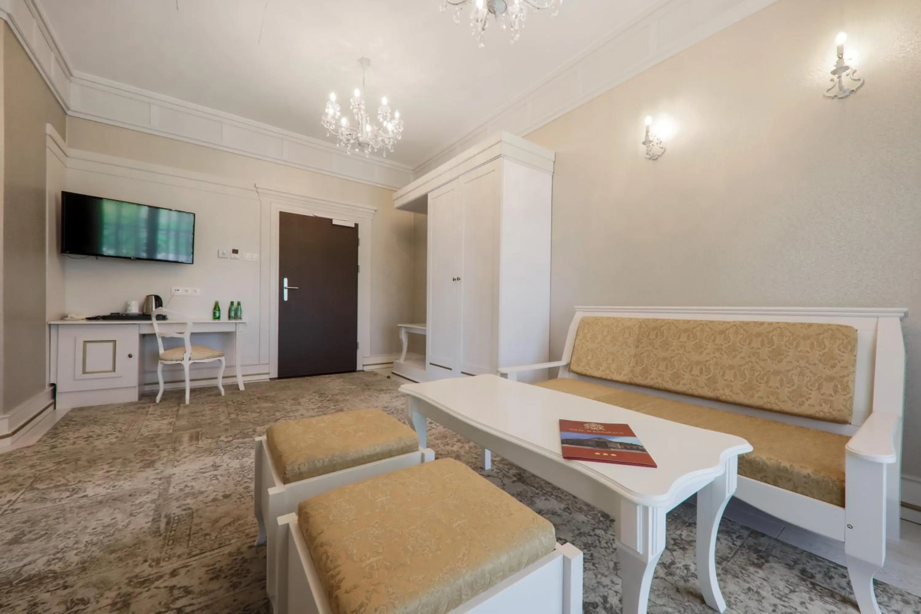 TV and multimedia in Pałac w Konarach Resort SPA & Conference