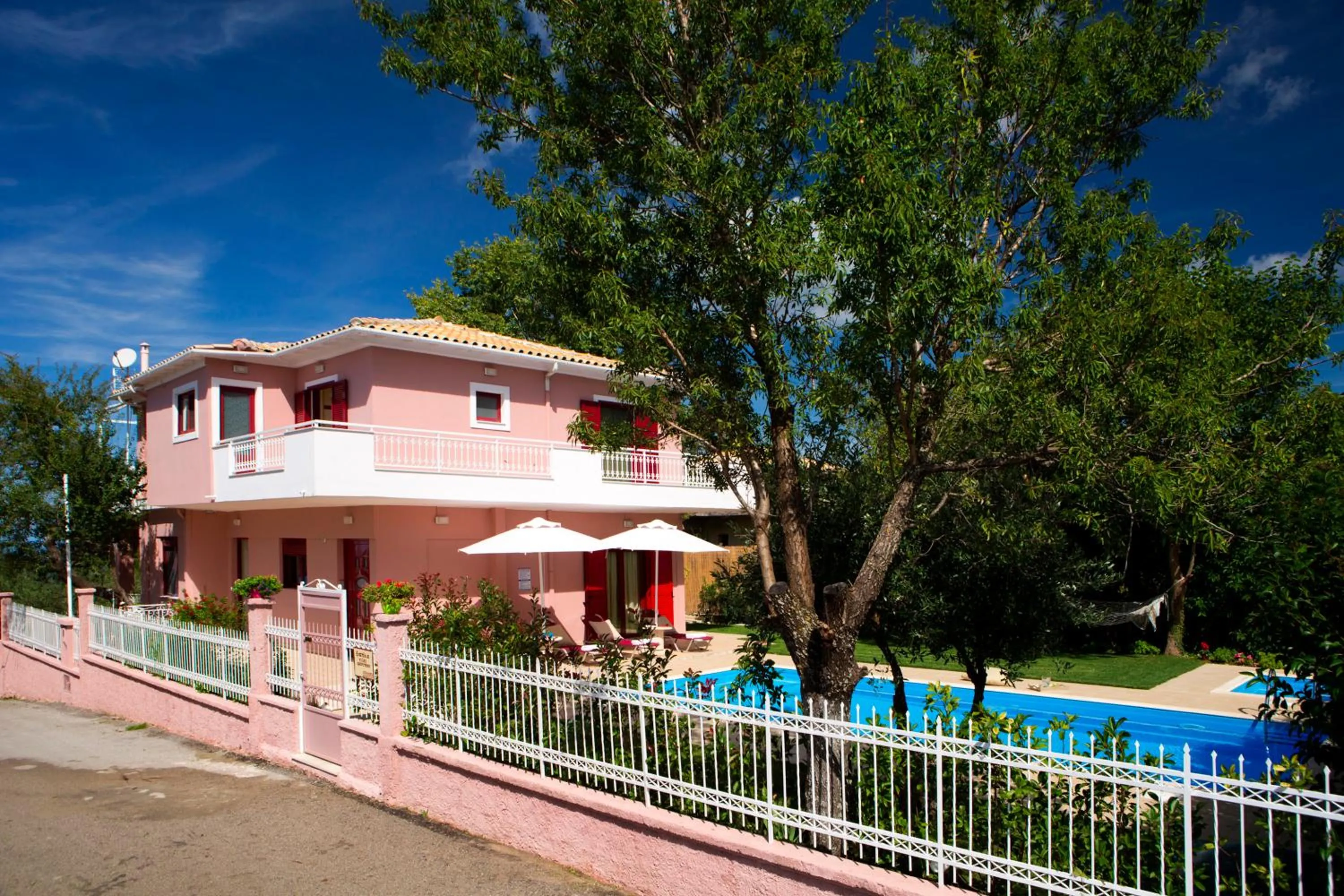 Facade/entrance in Exanthia Villas