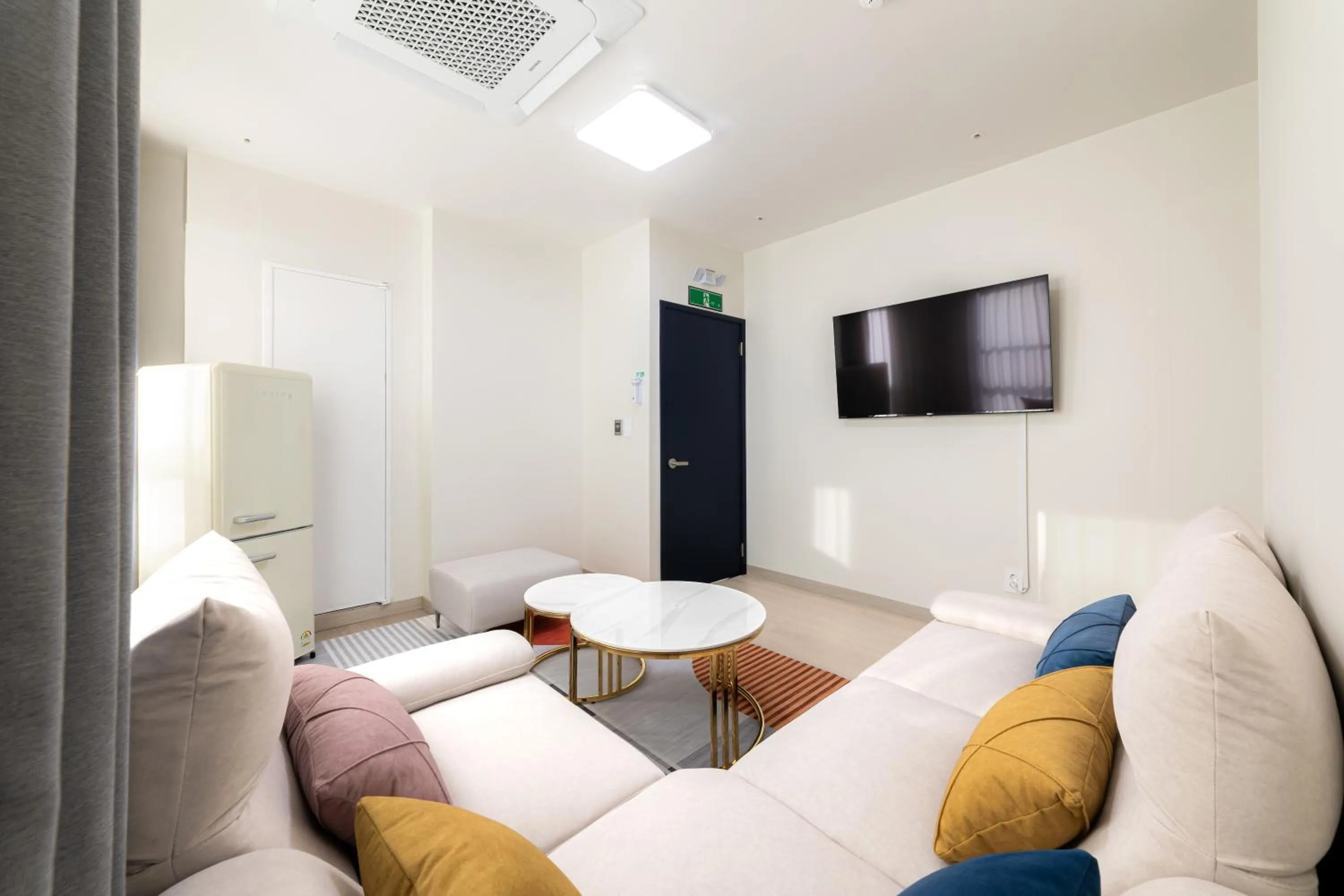 Living room in MJ Hotel Jongno