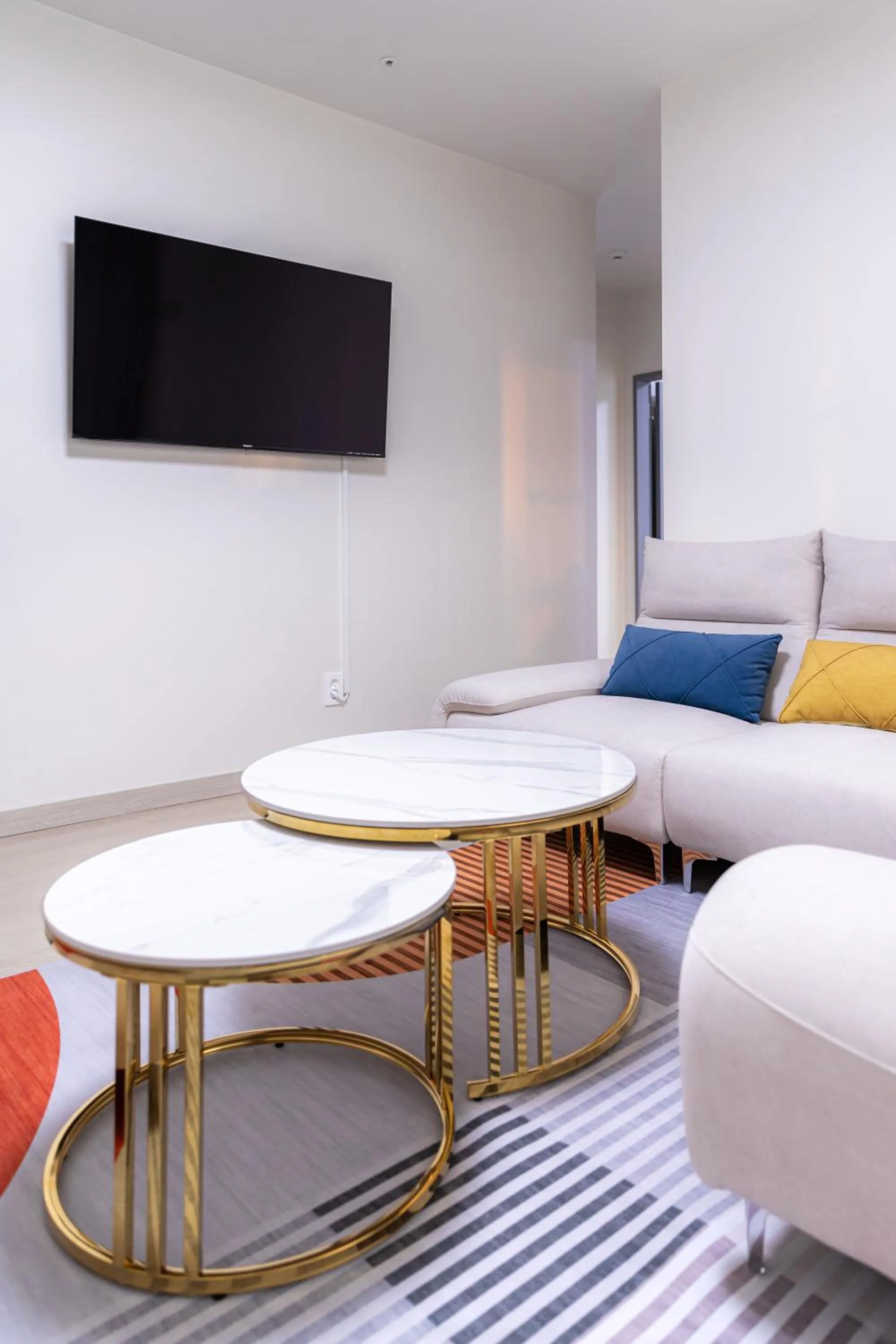 TV and multimedia in MJ Hotel Jongno