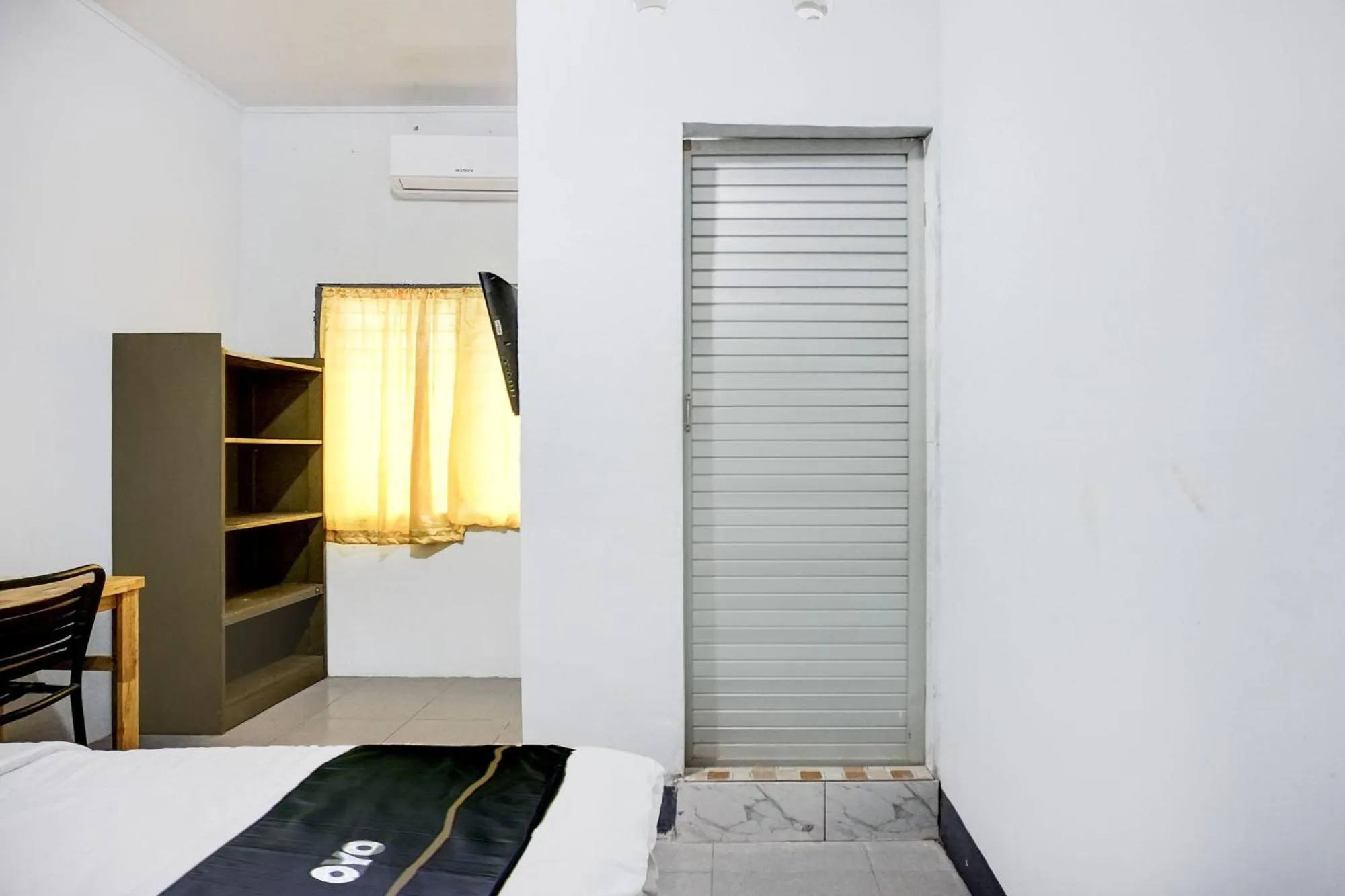 Bedroom, Bed in Hotel O Medan near Universitas Sumatera Utara formerly Surya Residence 2