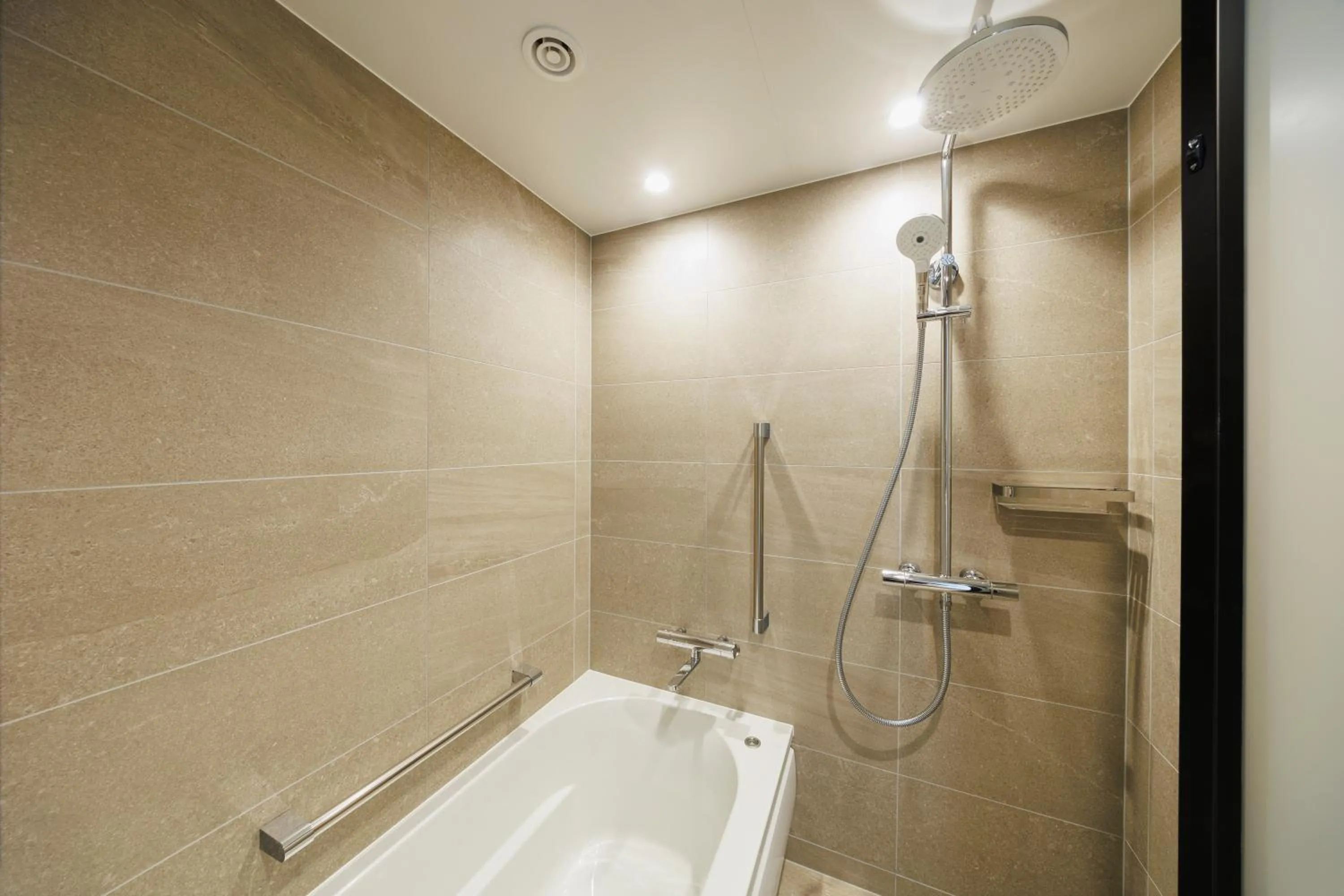 Bathroom in HOTEL METROPOLITAN OIMACHI TRACKS Tokyo