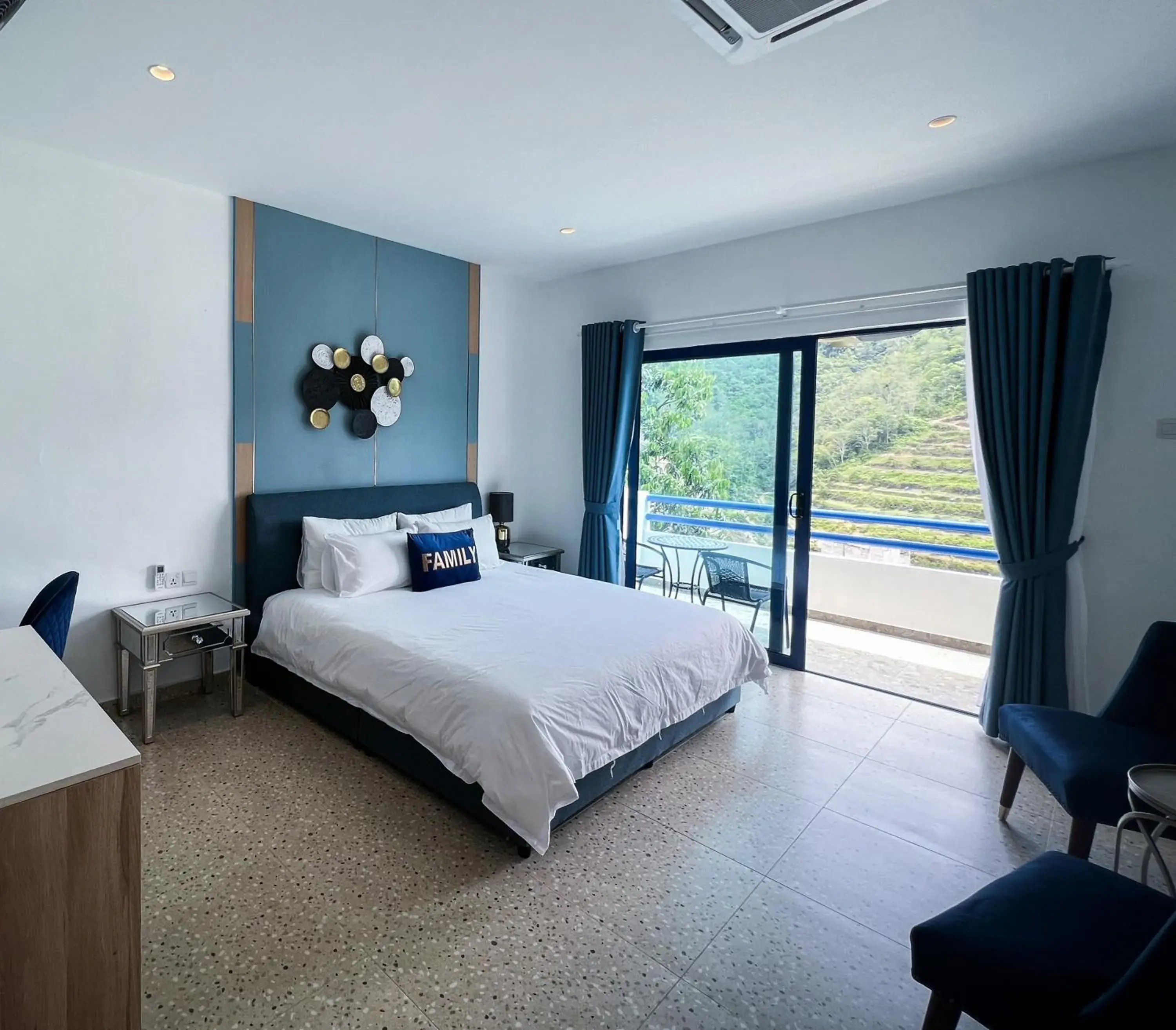 Double Room with Balcony in Bilut Hills Eco Resort Double Room with Balcony in Bilut Hills Eco Resort