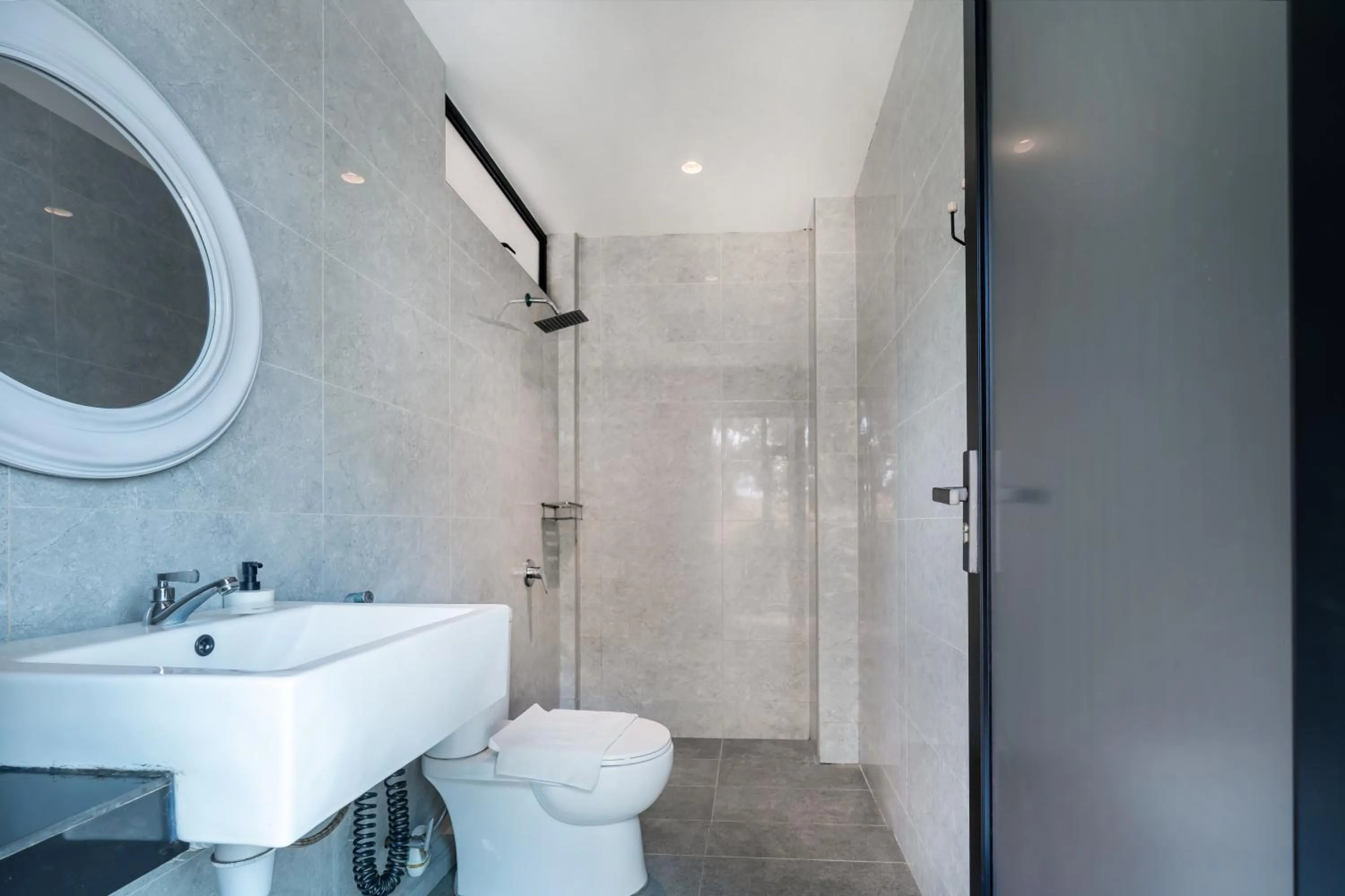 Shower in Bilut Hills Eco Resort