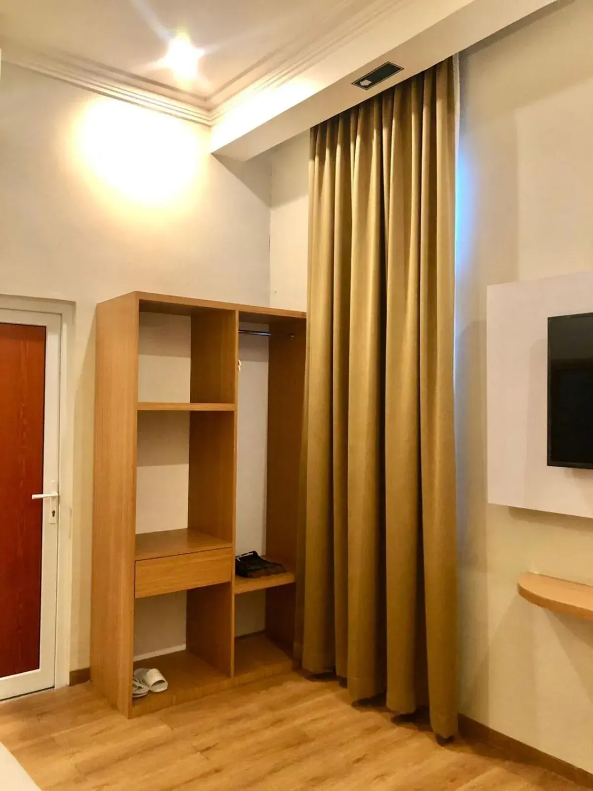 Garuda Hotel By Calandra Garuda Hotel By Calandra