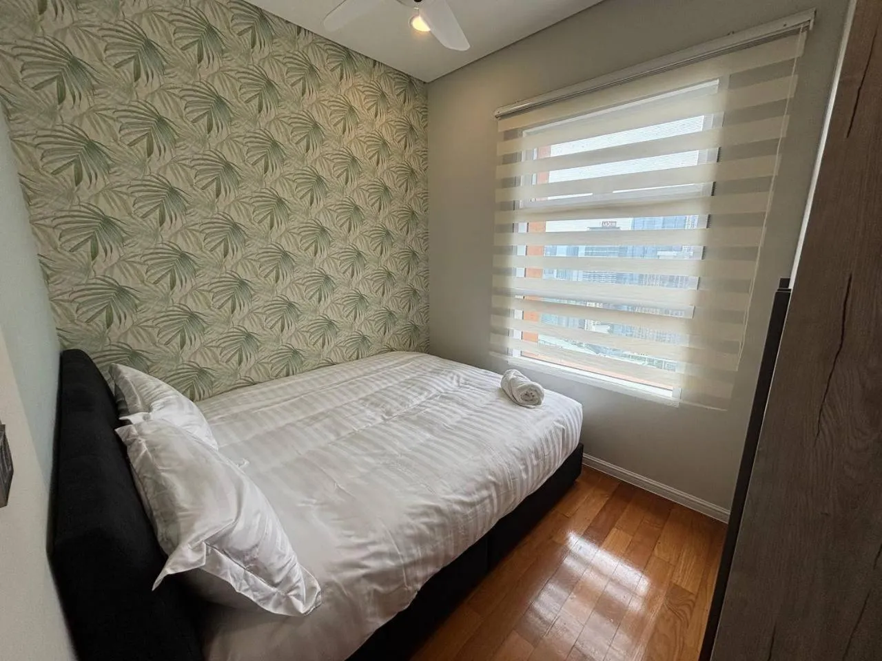 Bed in Sky Suites KLCC by Easy Nap