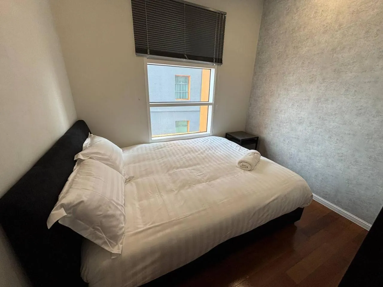 Bed in Sky Suites KLCC by Easy Nap