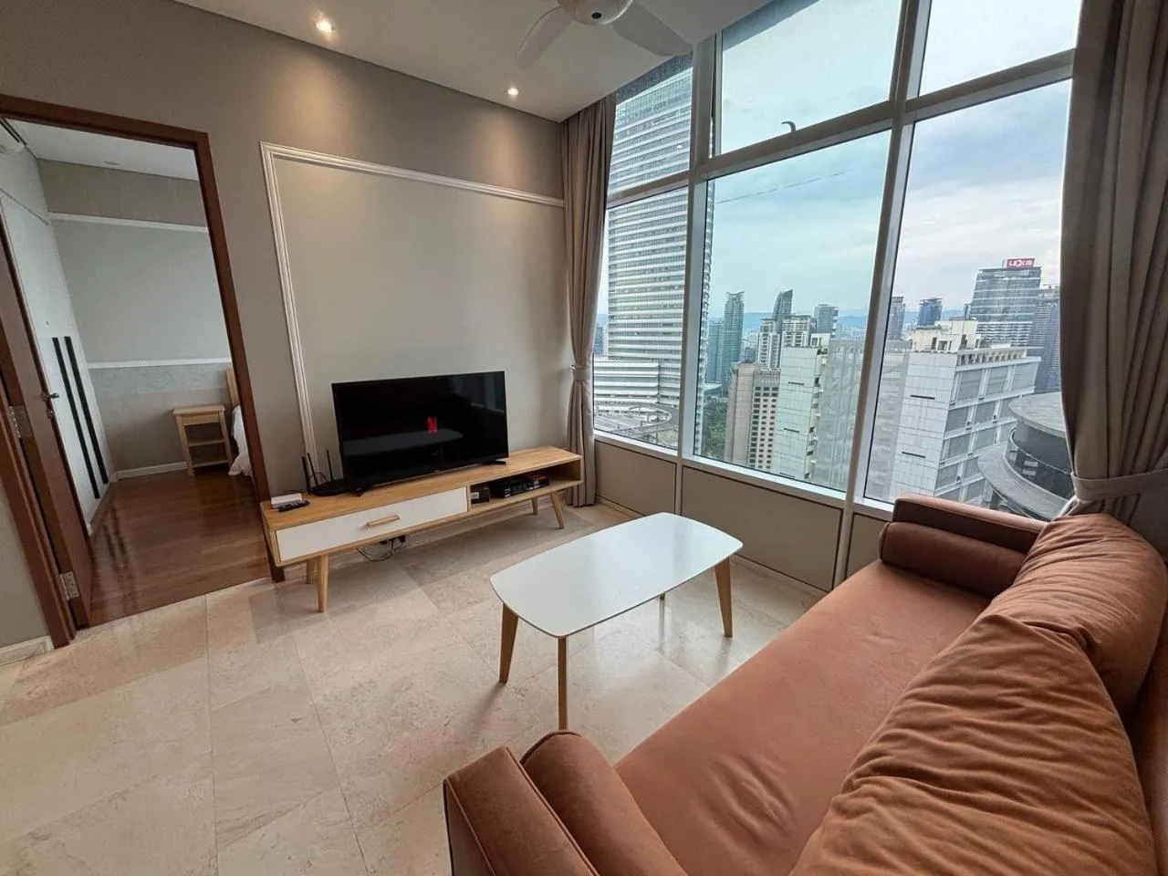 Sky Suites KLCC by Easy Nap