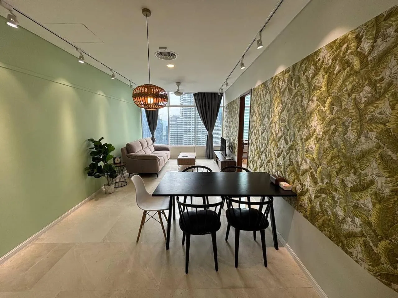 Sky Suites KLCC by Easy Nap