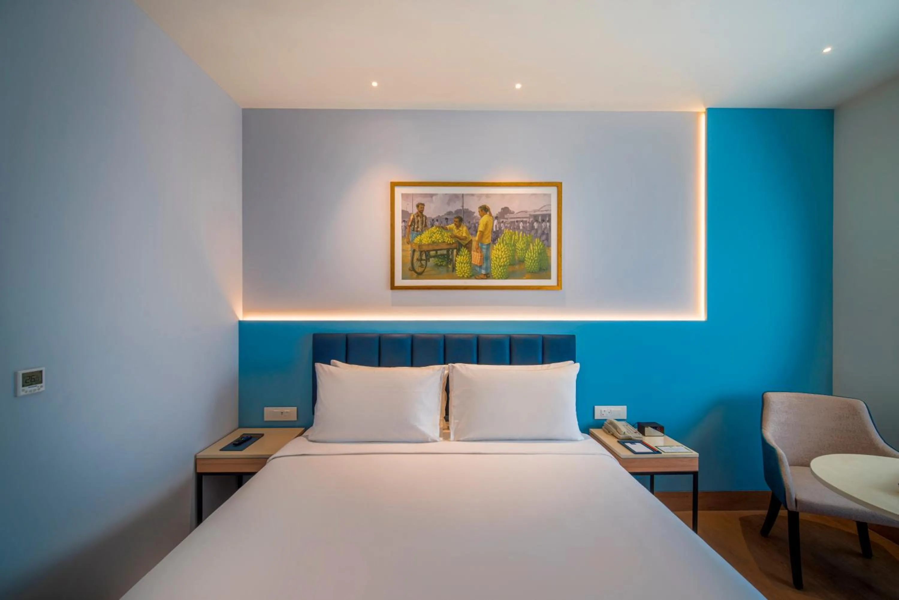 Bedroom, Bed in Sarovar Portico Sriperumbudur