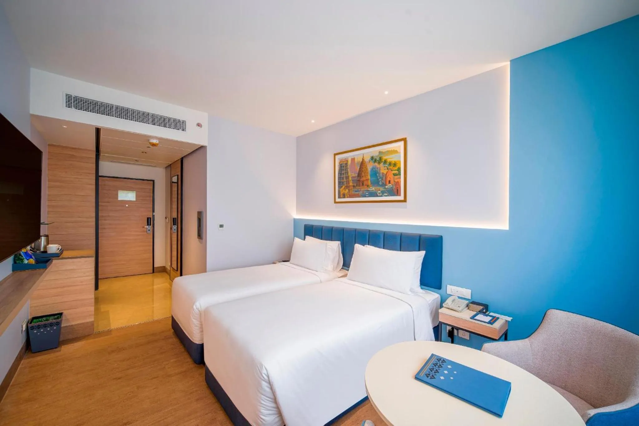 Bed in Sarovar Portico Sriperumbudur