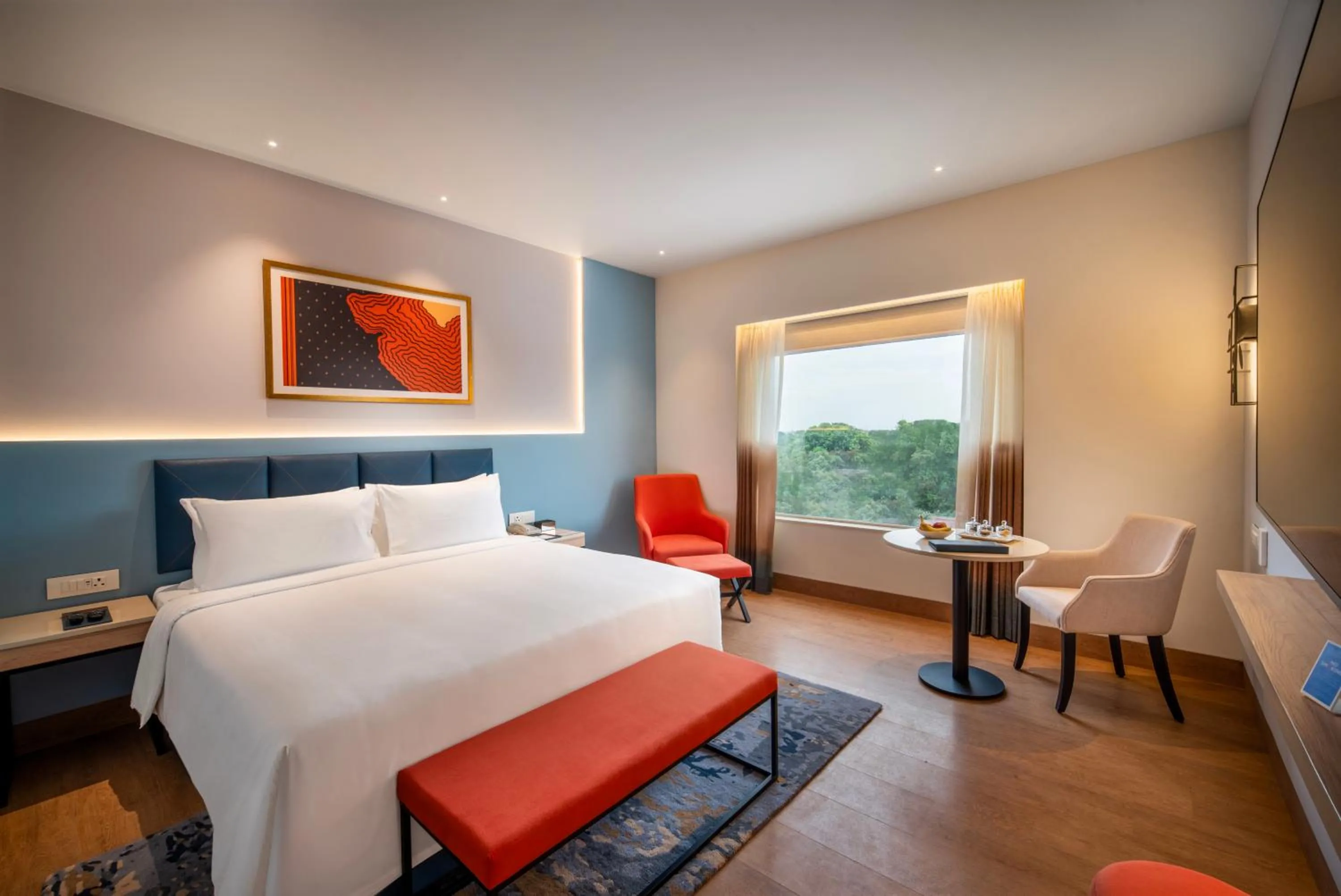 Bed in Sarovar Portico Sriperumbudur