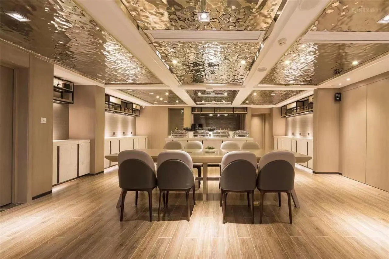 Atour Hotel Zhengzhou CBD Zhongzhou Avenue