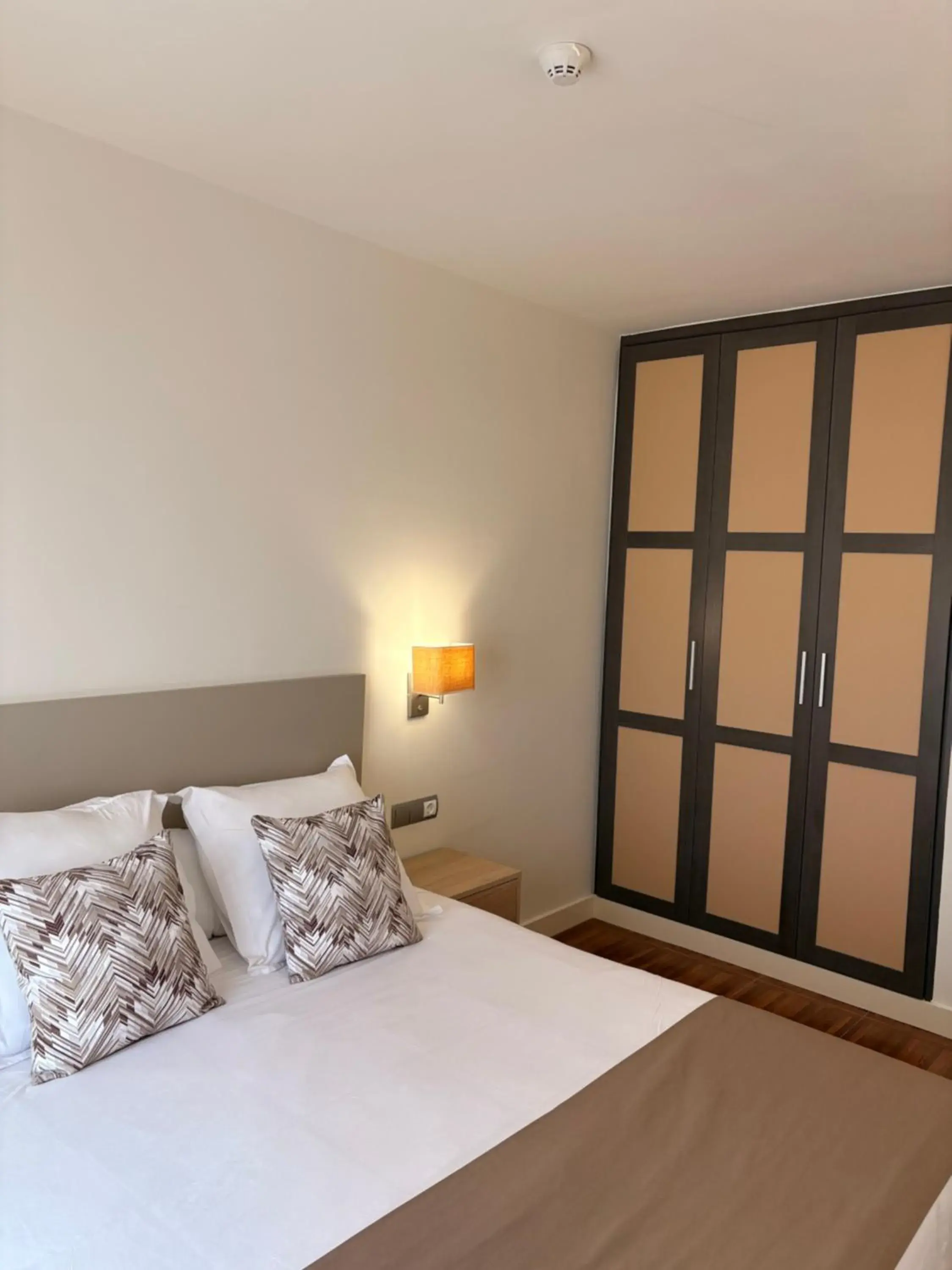 Two-Bedroom Deluxe Apartment - single occupancy in Apartahotel Punta Calera Two-Bedroom Deluxe Apartment - single occupancy in Apartahotel Punta Calera