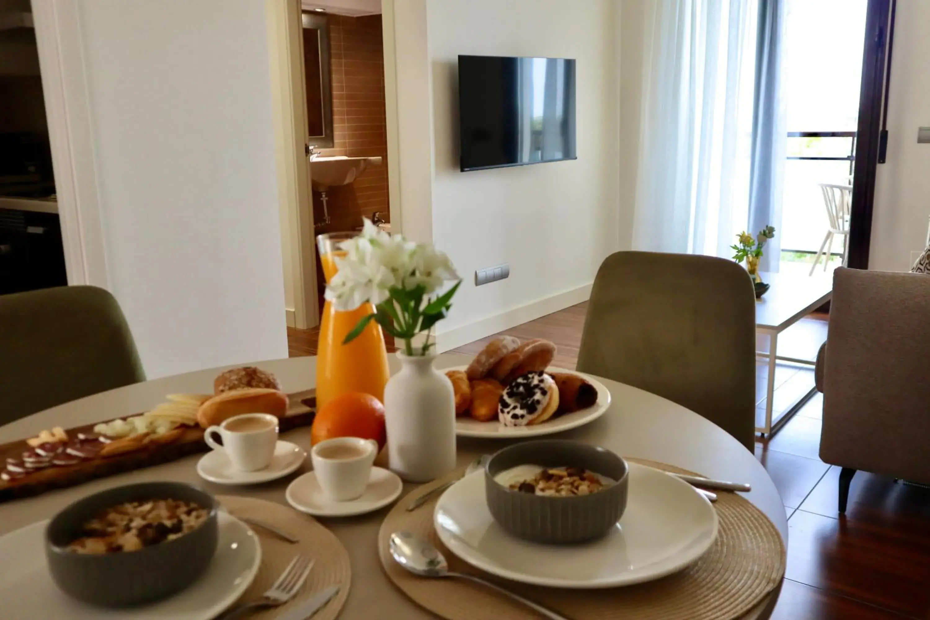Two-Bedroom Apartment with Balcony - single occupancy in Apartahotel Punta Calera Two-Bedroom Apartment with Balcony - single occupancy in Apartahotel Punta Calera