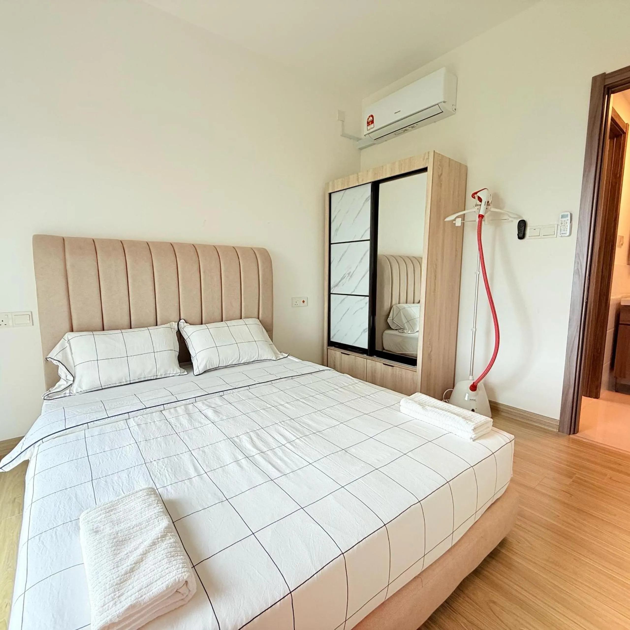 Bed in Starview Bay 2B1R 5pax Forest City A6-1016