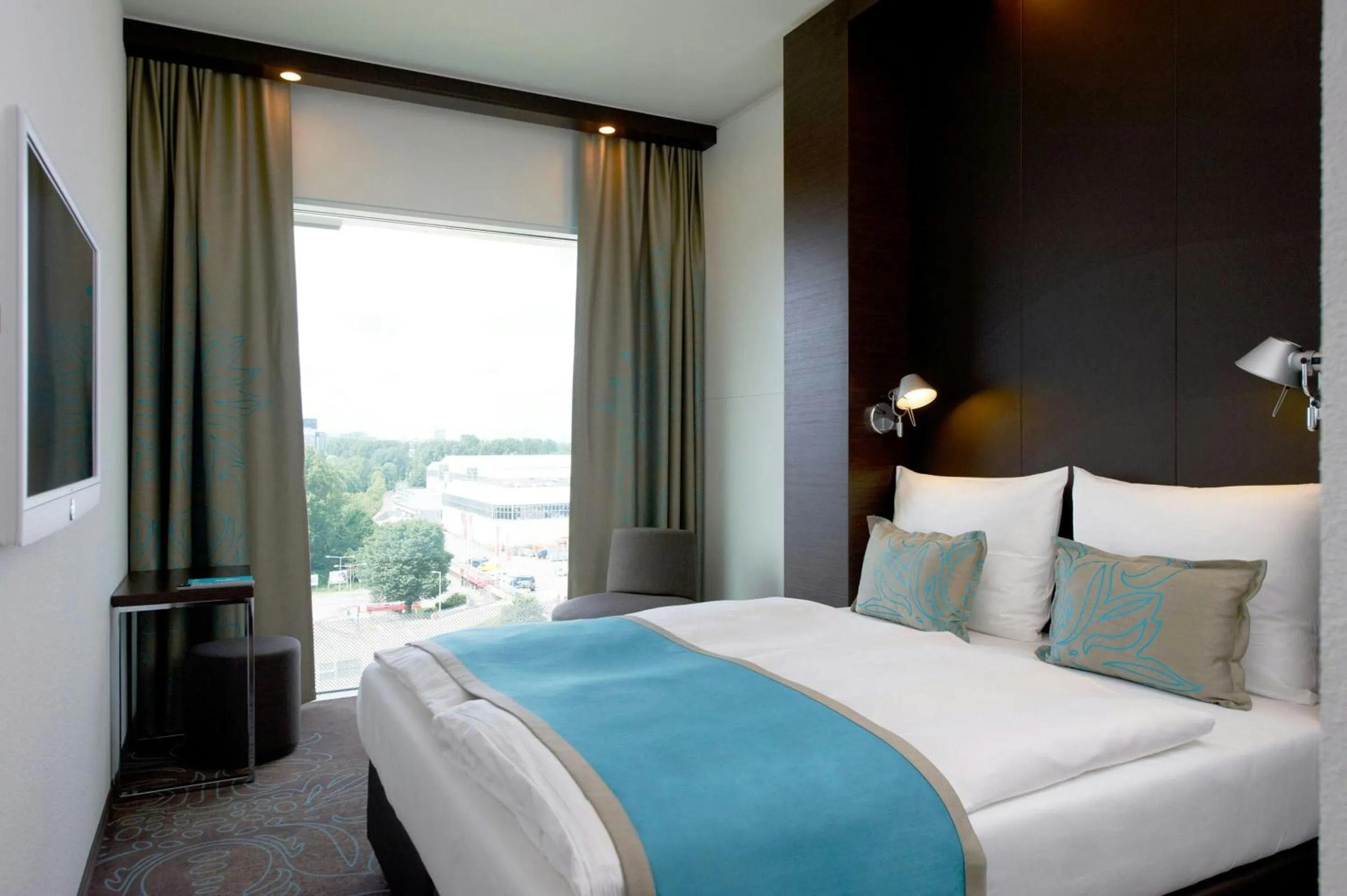 Bedroom, Bed in Motel One Amsterdam
