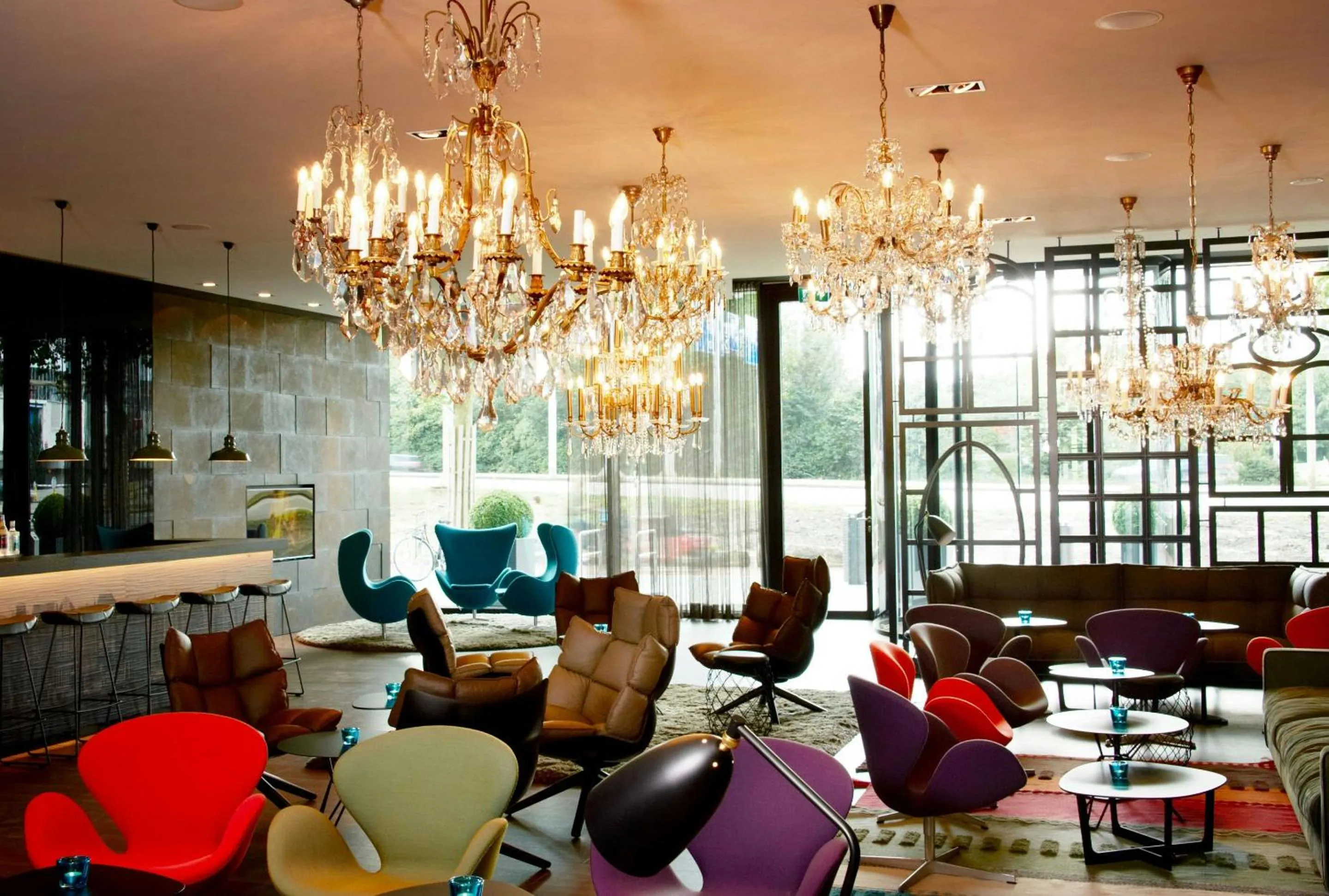 Lounge or bar in Motel One Amsterdam