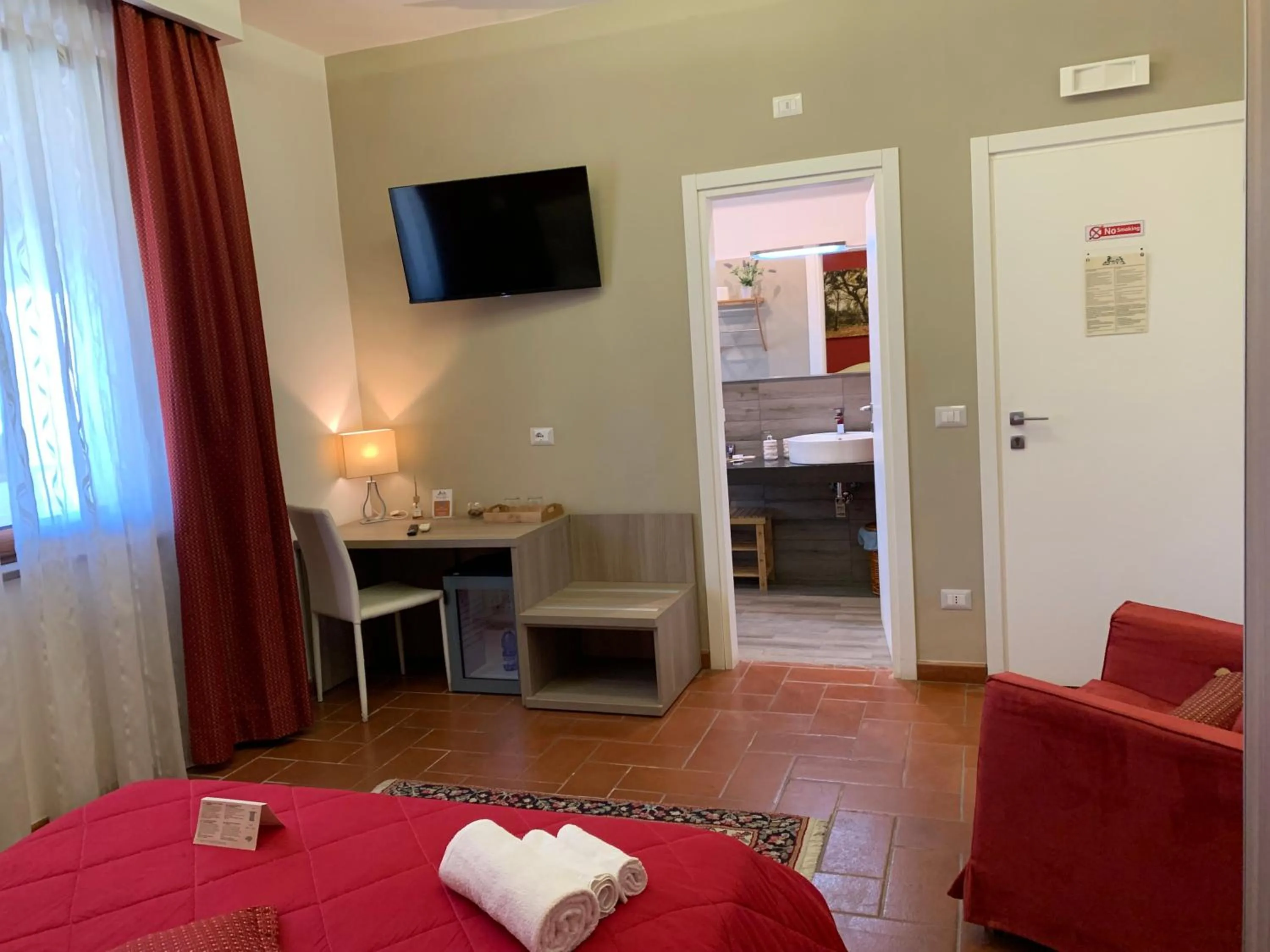 TV and multimedia, Bed in Villa Zufrò