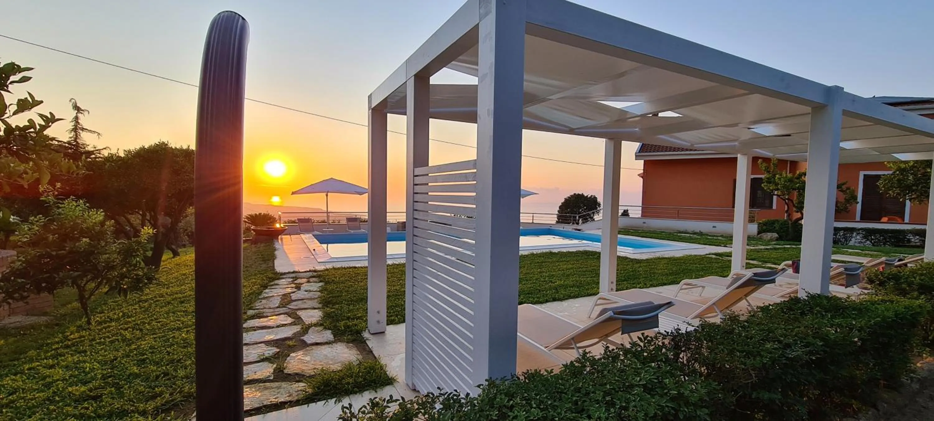 Swimming pool in Villa Zufrò