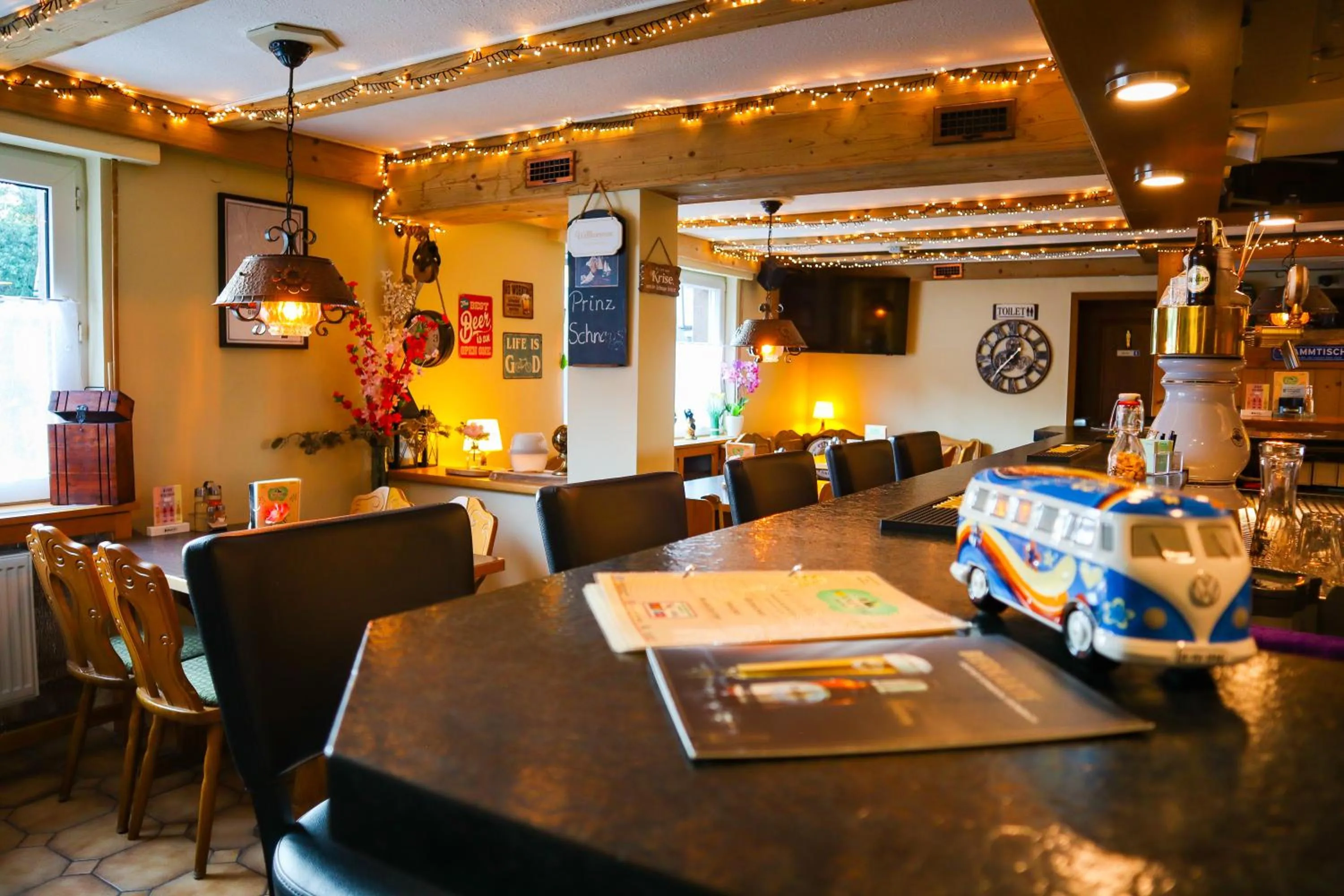 Communal lounge/ TV room in Gasthof Sonnental