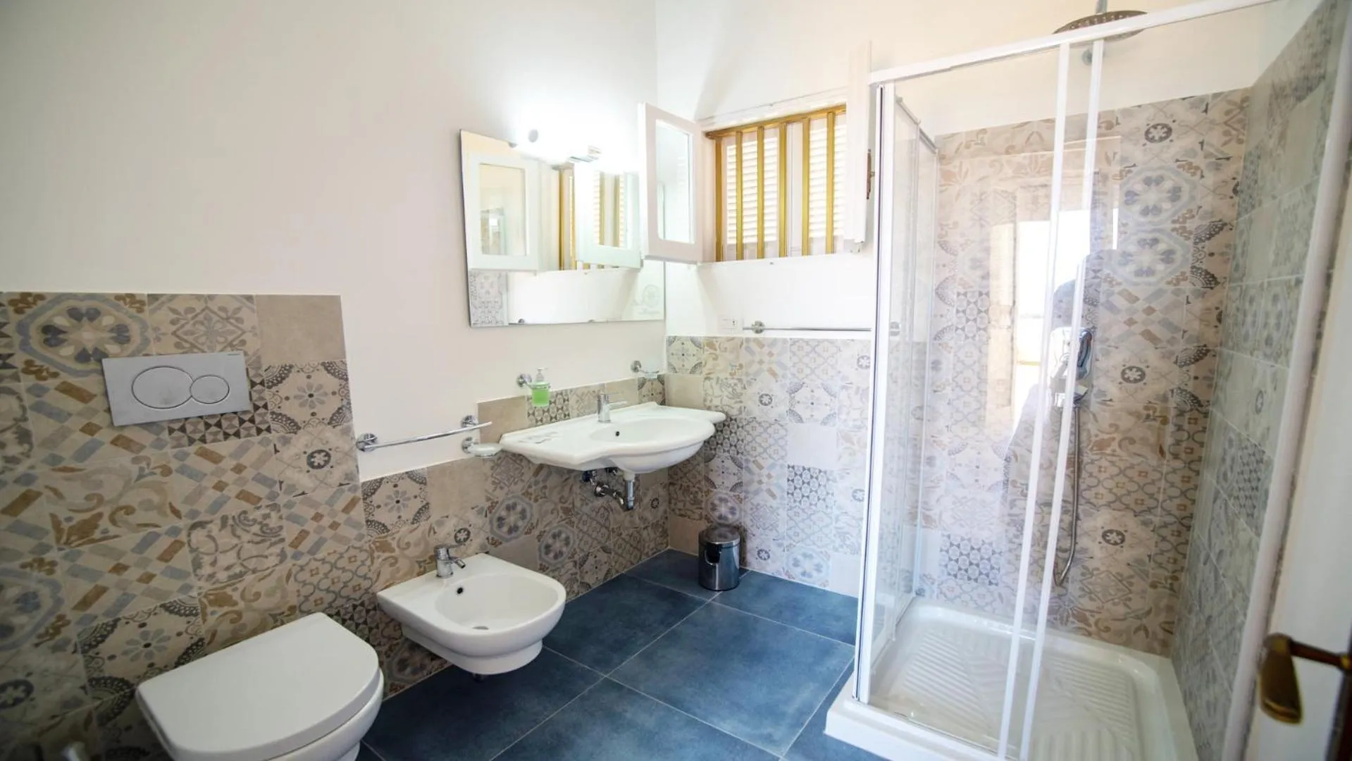 Bathroom in B&B Mareggiata