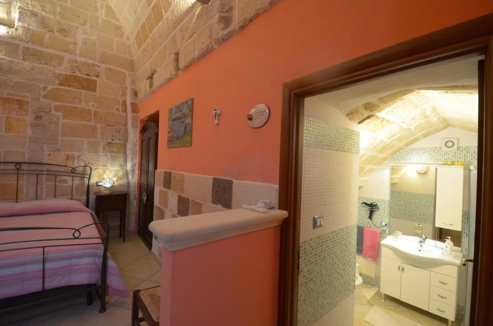 Bathroom, Bed in B&B Corte Dei Figuli