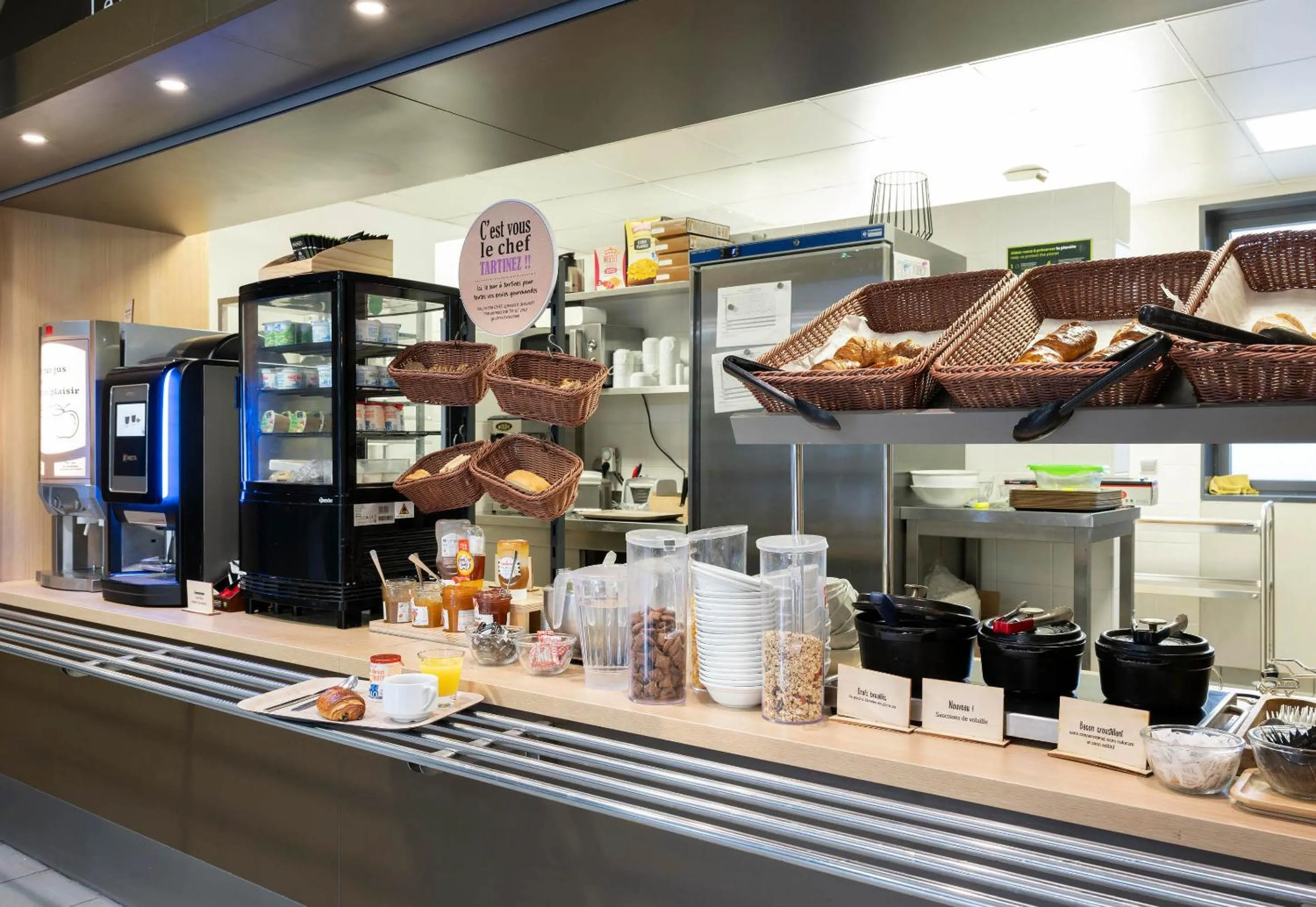 Breakfast in B&B HOTEL Bayonne Tarnos