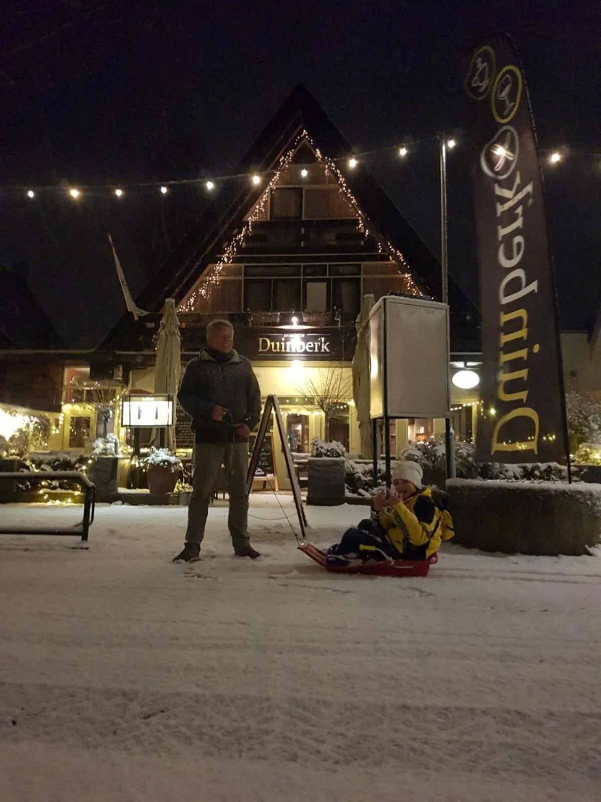 People in Duinberk B&B hotel en Brasserie