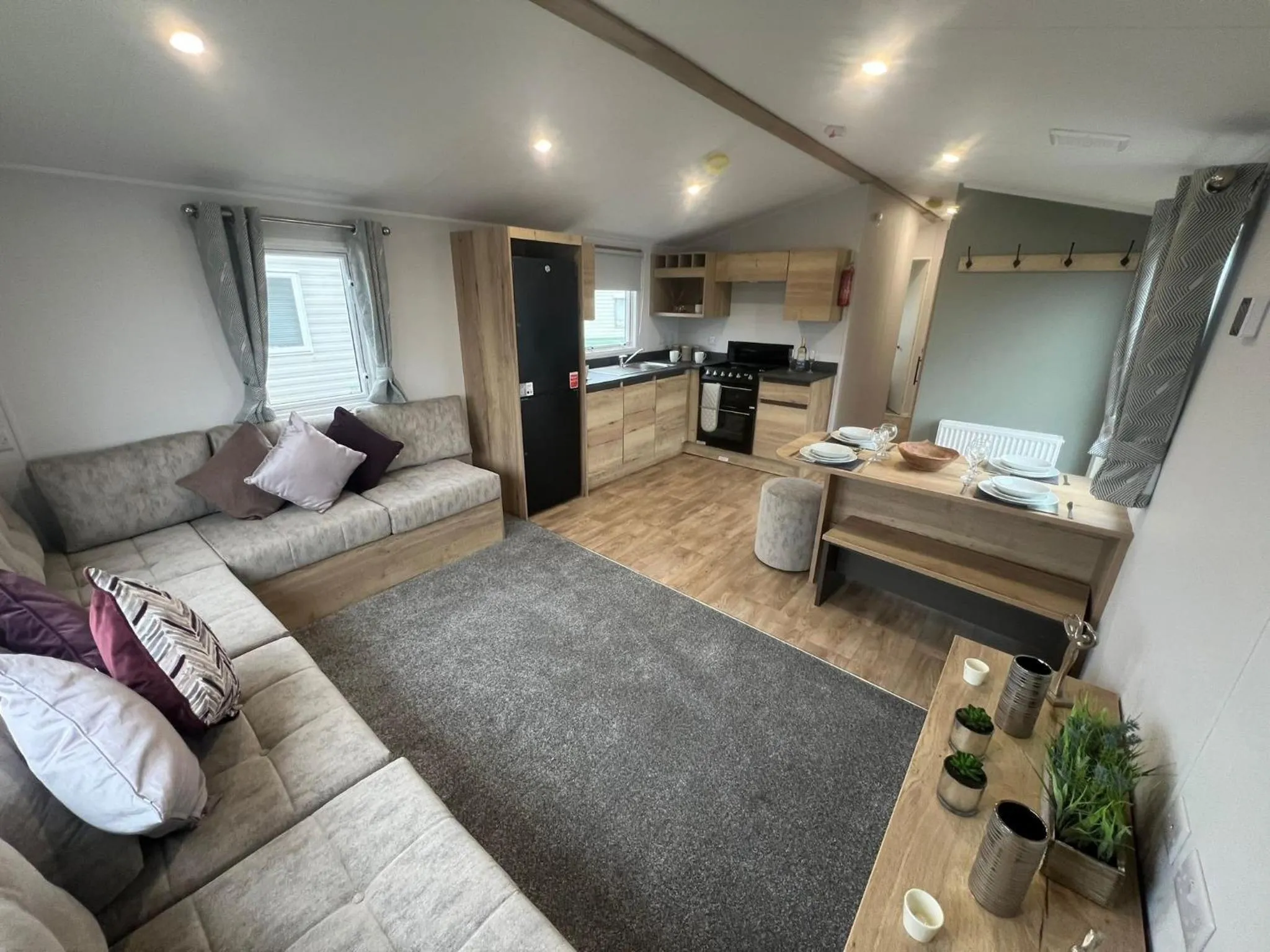 Kitchen or kitchenette in 8 Guests - Swimming Pool - 1min to the Beach