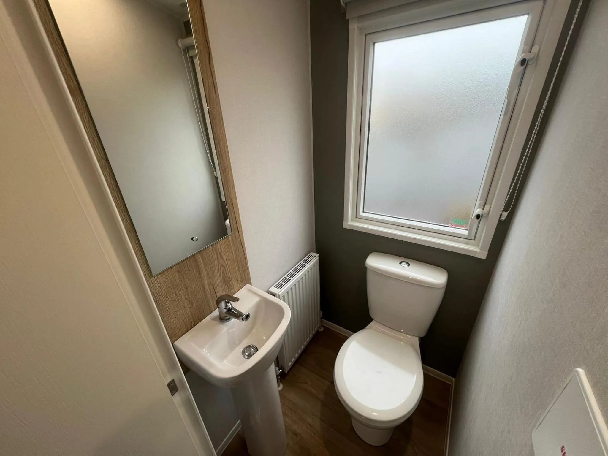 Toilet in 8 Guests - Swimming Pool - 1min to the Beach