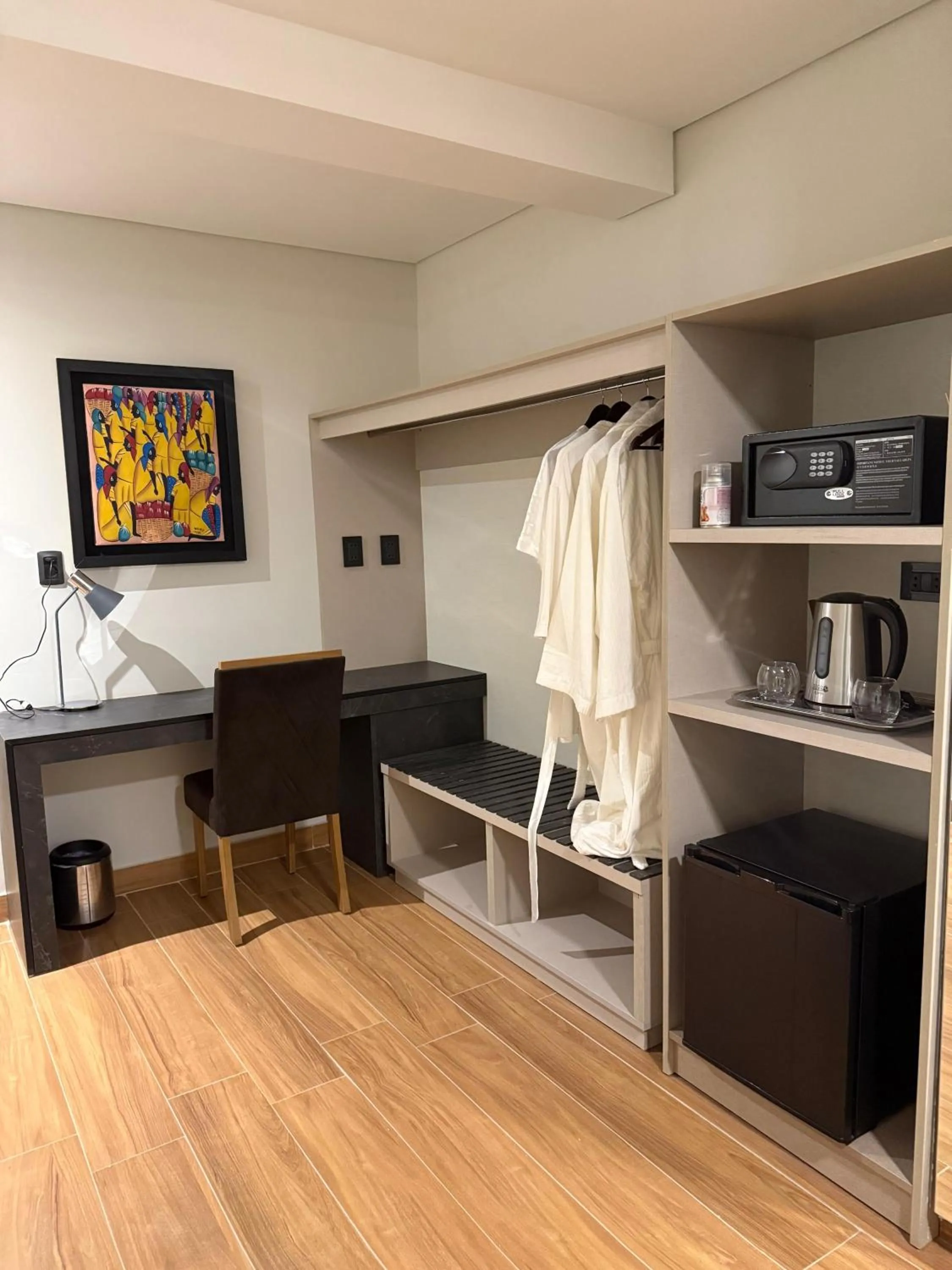 Ramada Suites by Wyndham Asuncion Aeropuerto