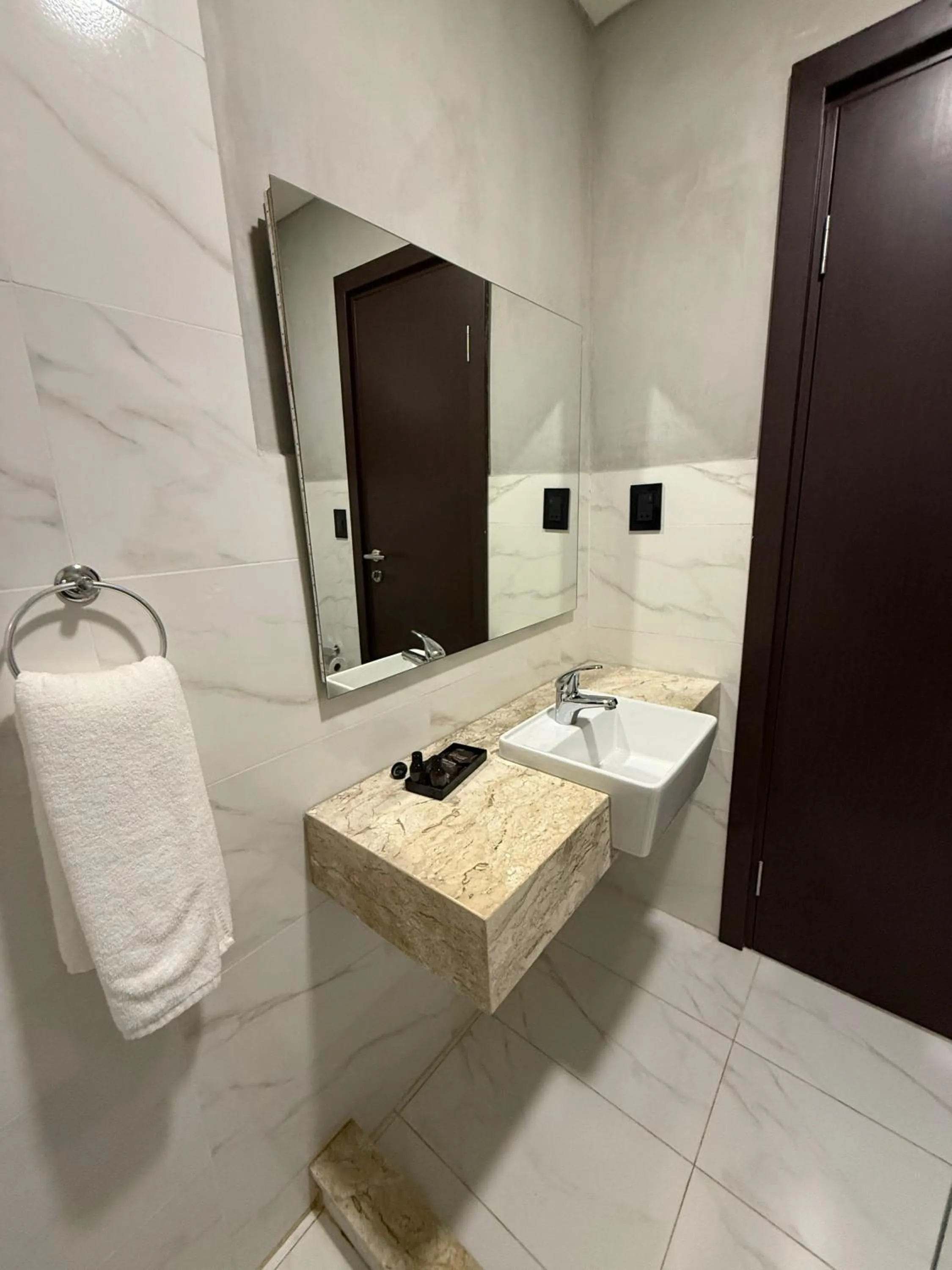 Ramada Suites by Wyndham Asuncion Aeropuerto