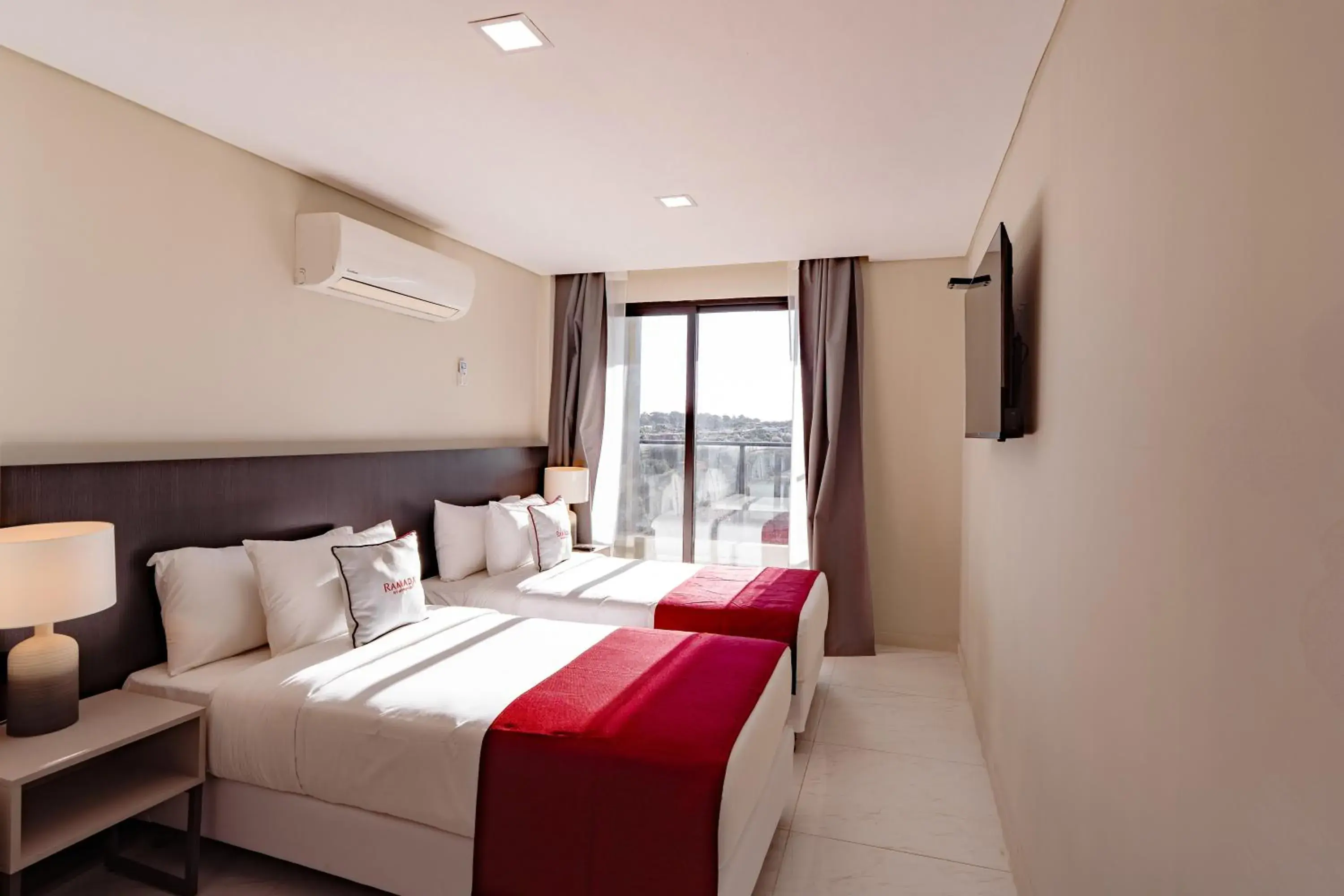 Twin Room - Non-Smoking in Ramada Suites by Wyndham Asuncion Aeropuerto Twin Room - Non-Smoking in Ramada Suites by Wyndham Asuncion Aeropuerto