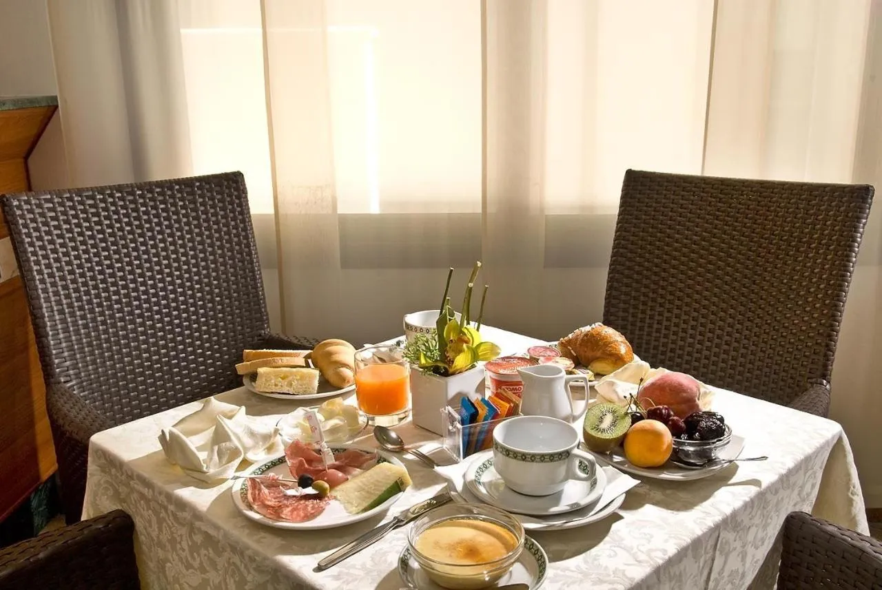 Food in Hotel Novella