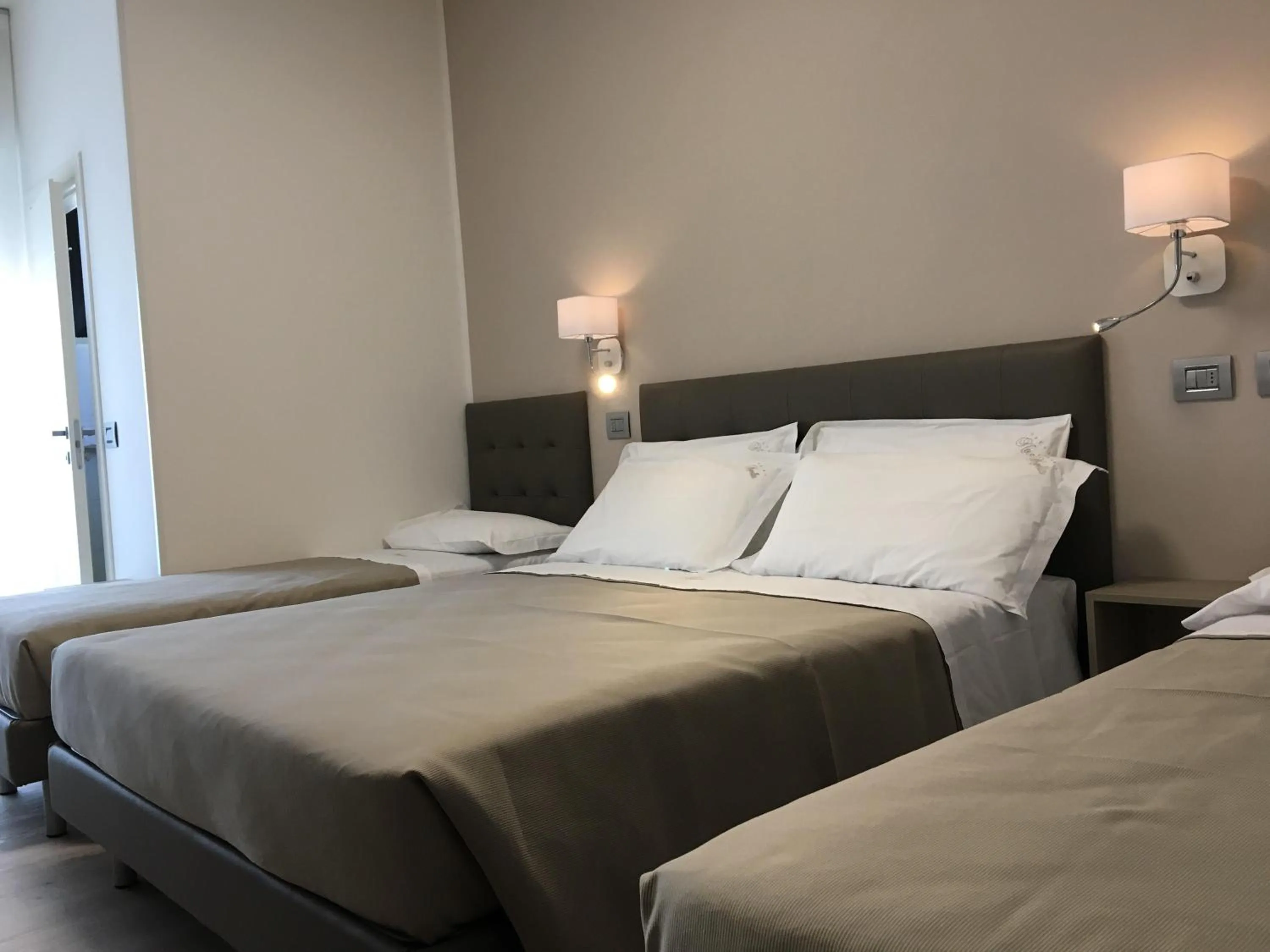 Photo of the whole room in Hotel Novella