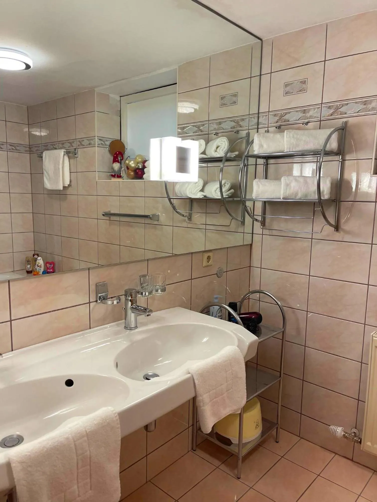 Bathroom in Chalet Zauberflöte