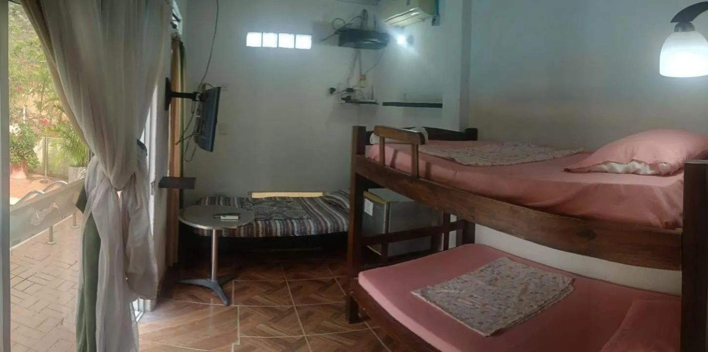 Triple Room - single occupancy in Mauka Oasis Taganga